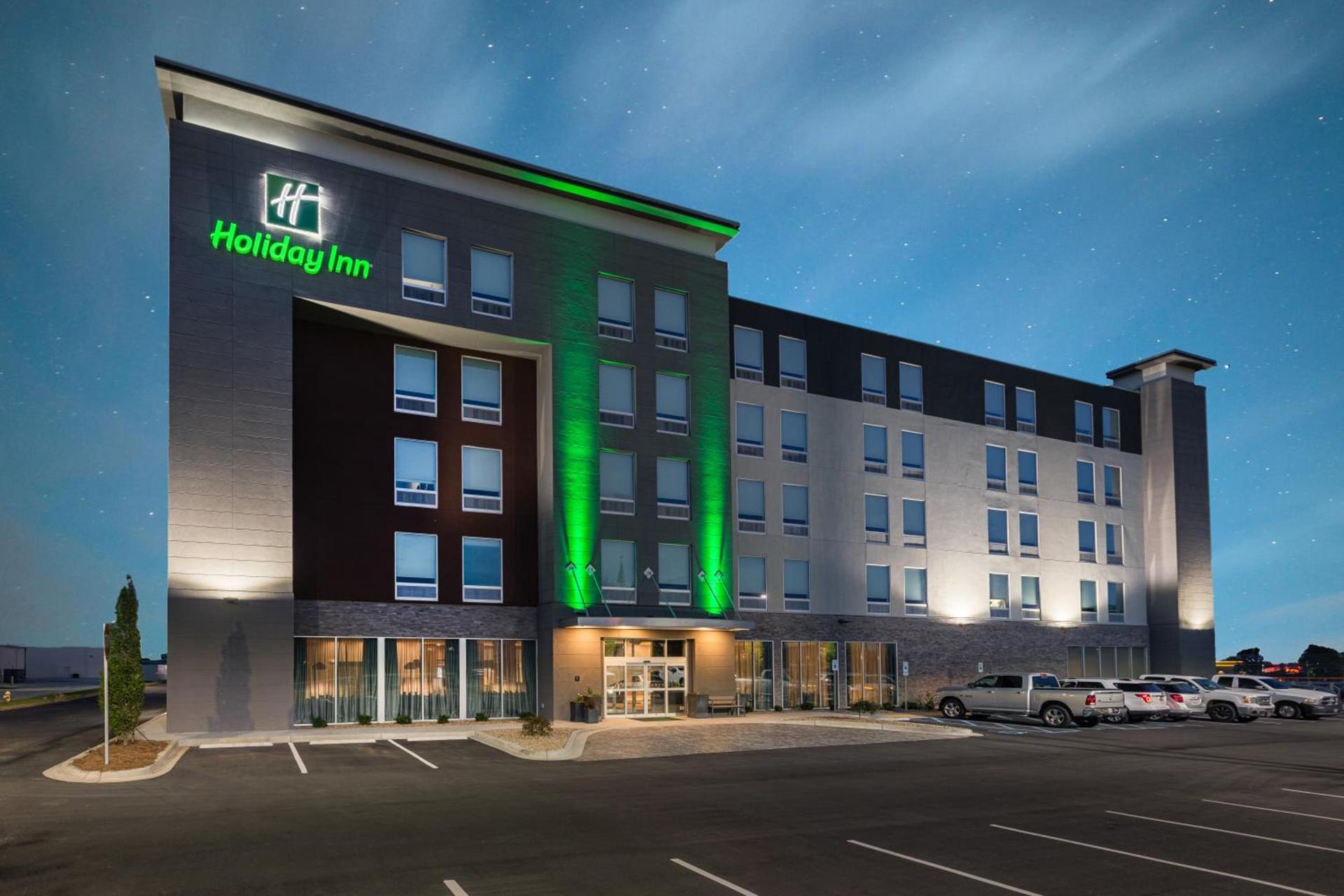 Holiday Inn Greenville - Woodruff Road by IHG photo 2