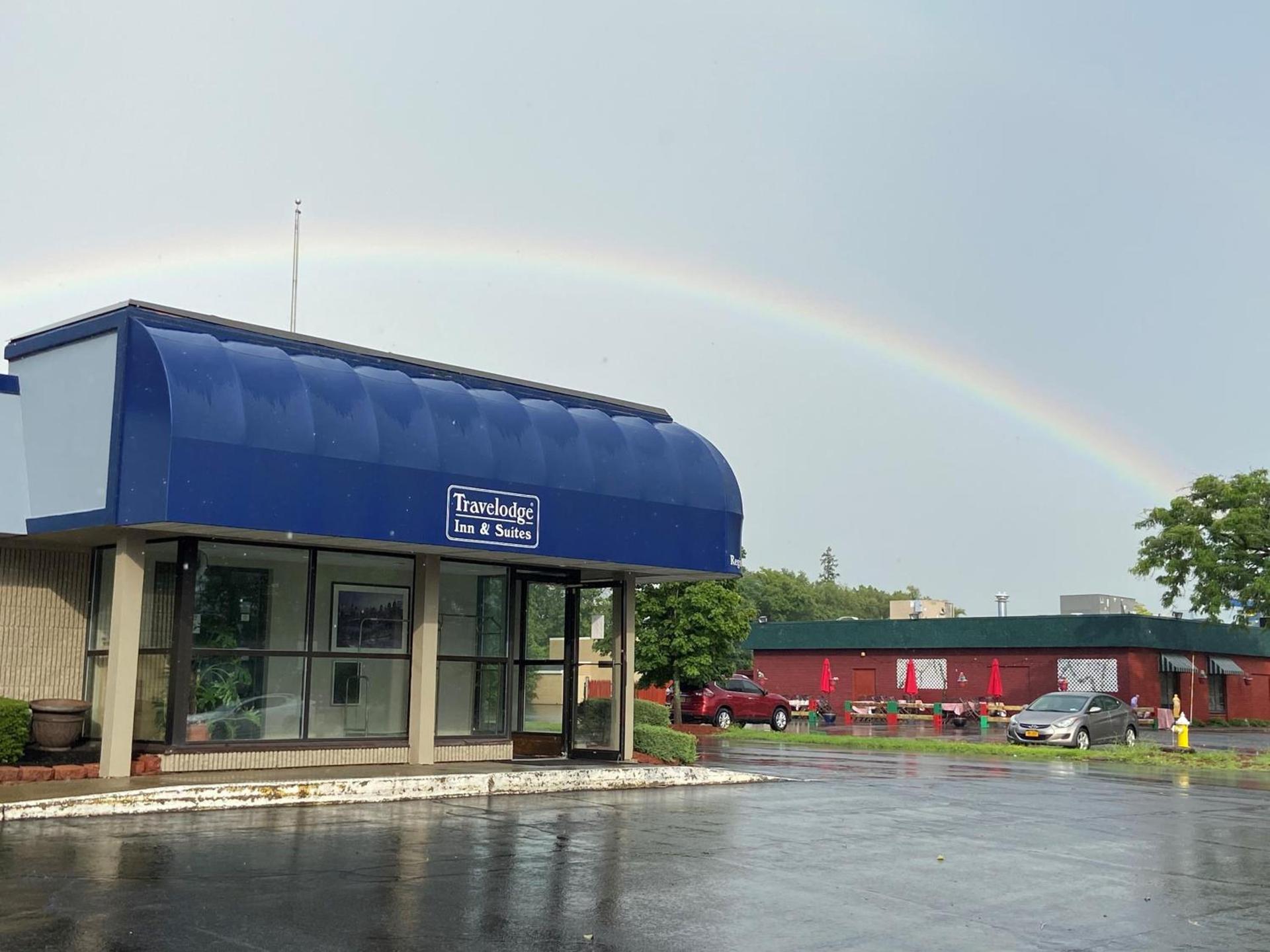 Travelodge Inn & Suites by Wyndham Albany photo 4
