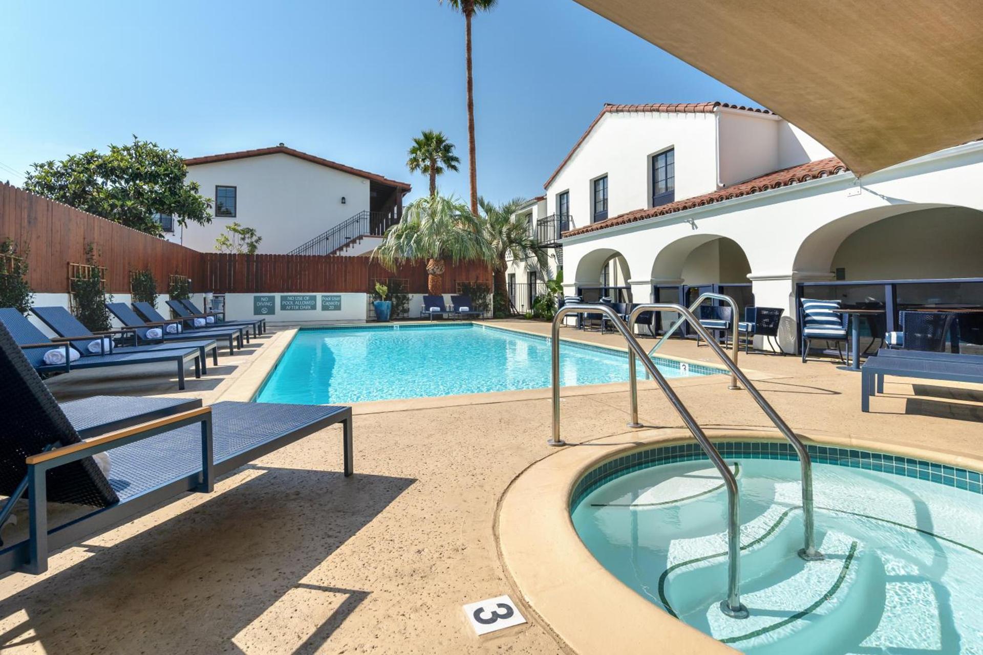 Mason Beach Inn photo 19