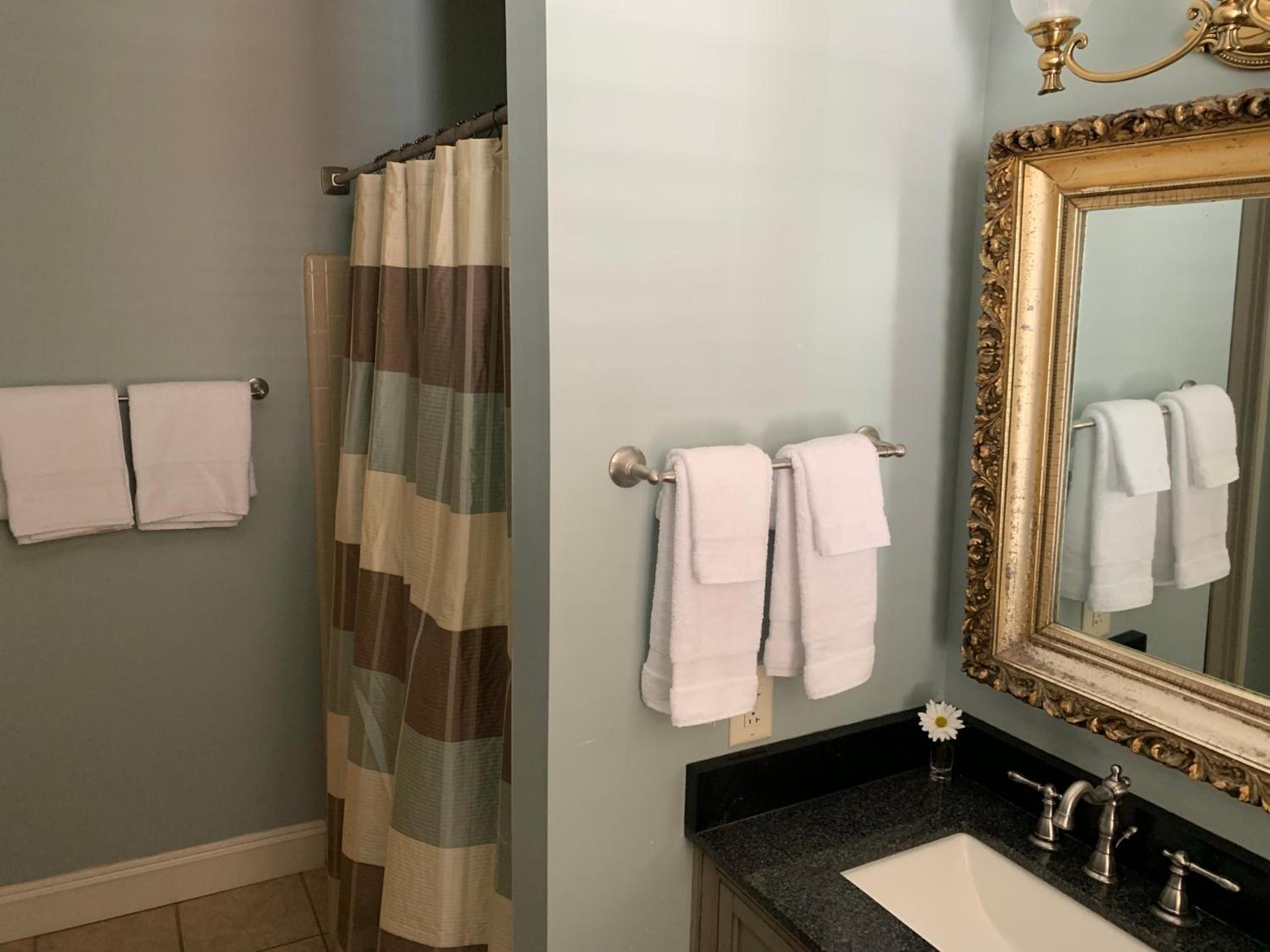 1842 Inn photo 14