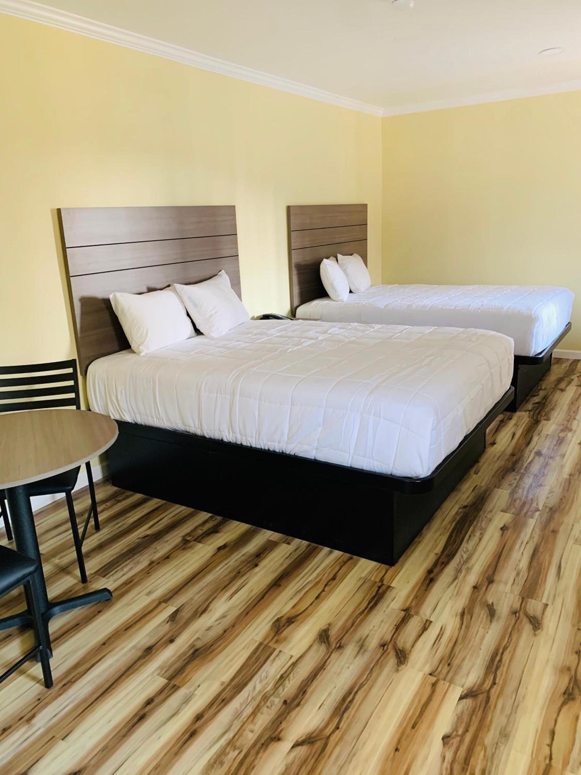 Central Coast Inn photo 45