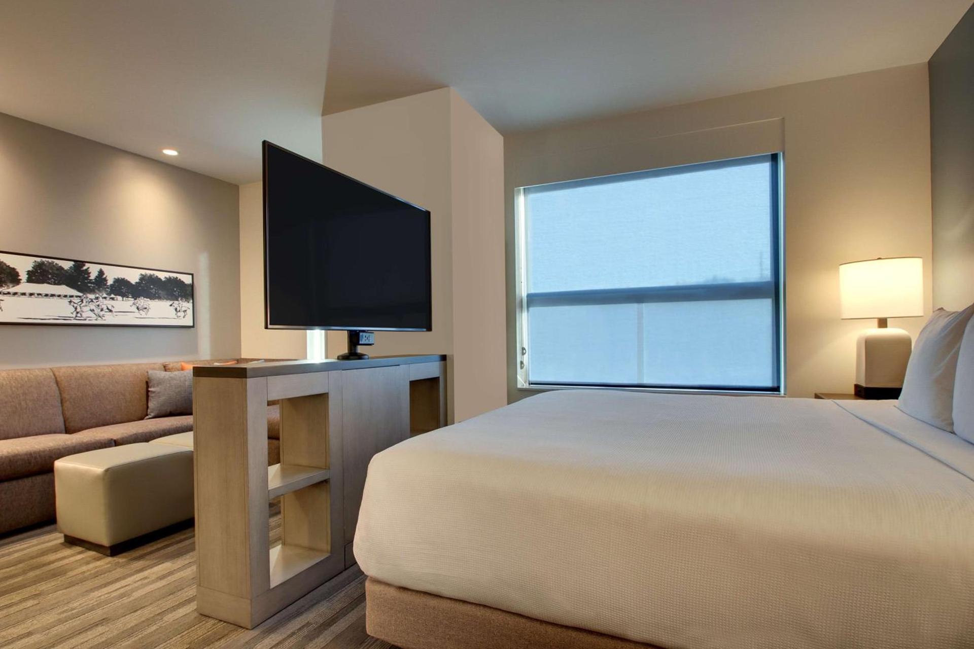 Hyatt House Oak Brook photo 39