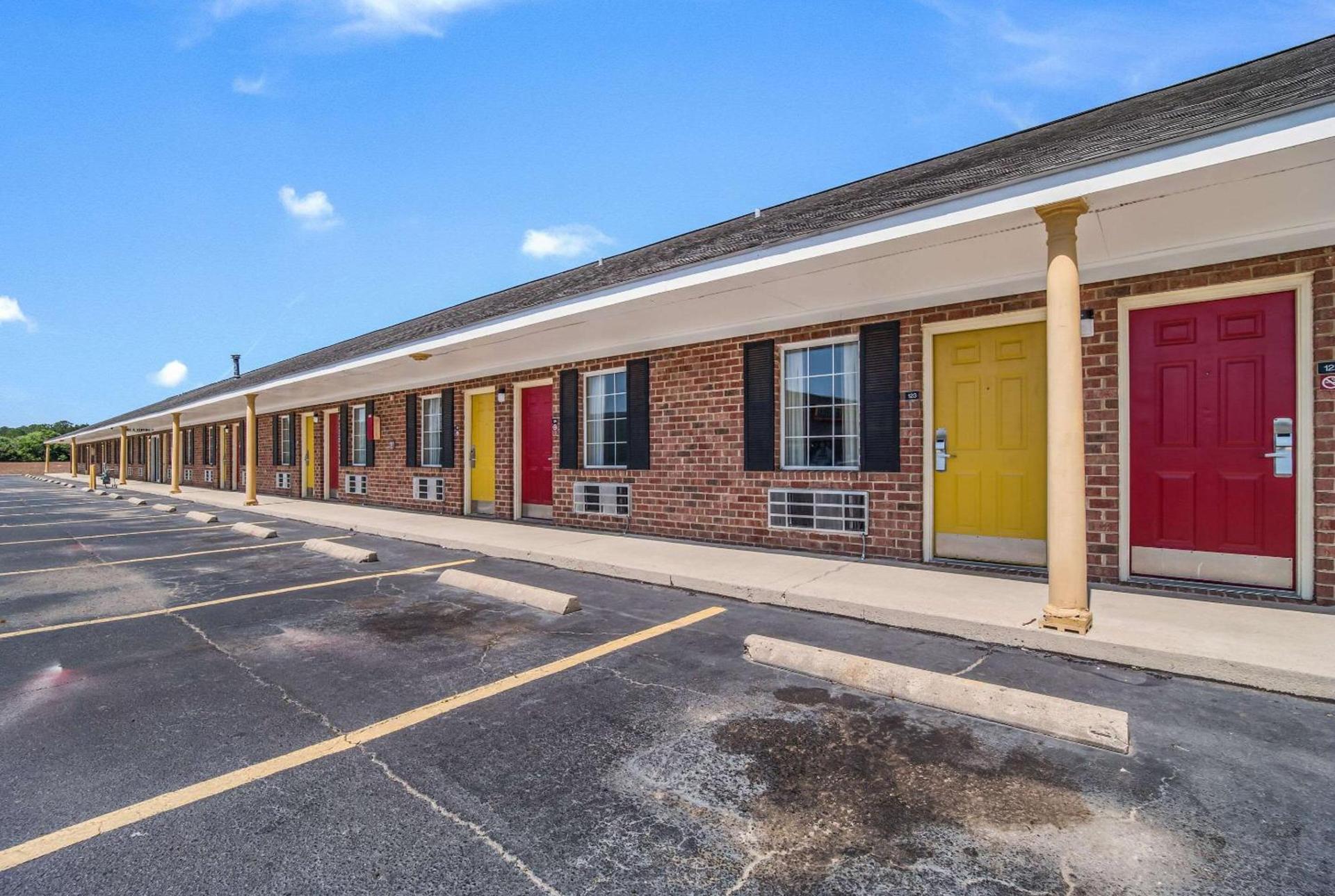 Econo Lodge Santee photo 4
