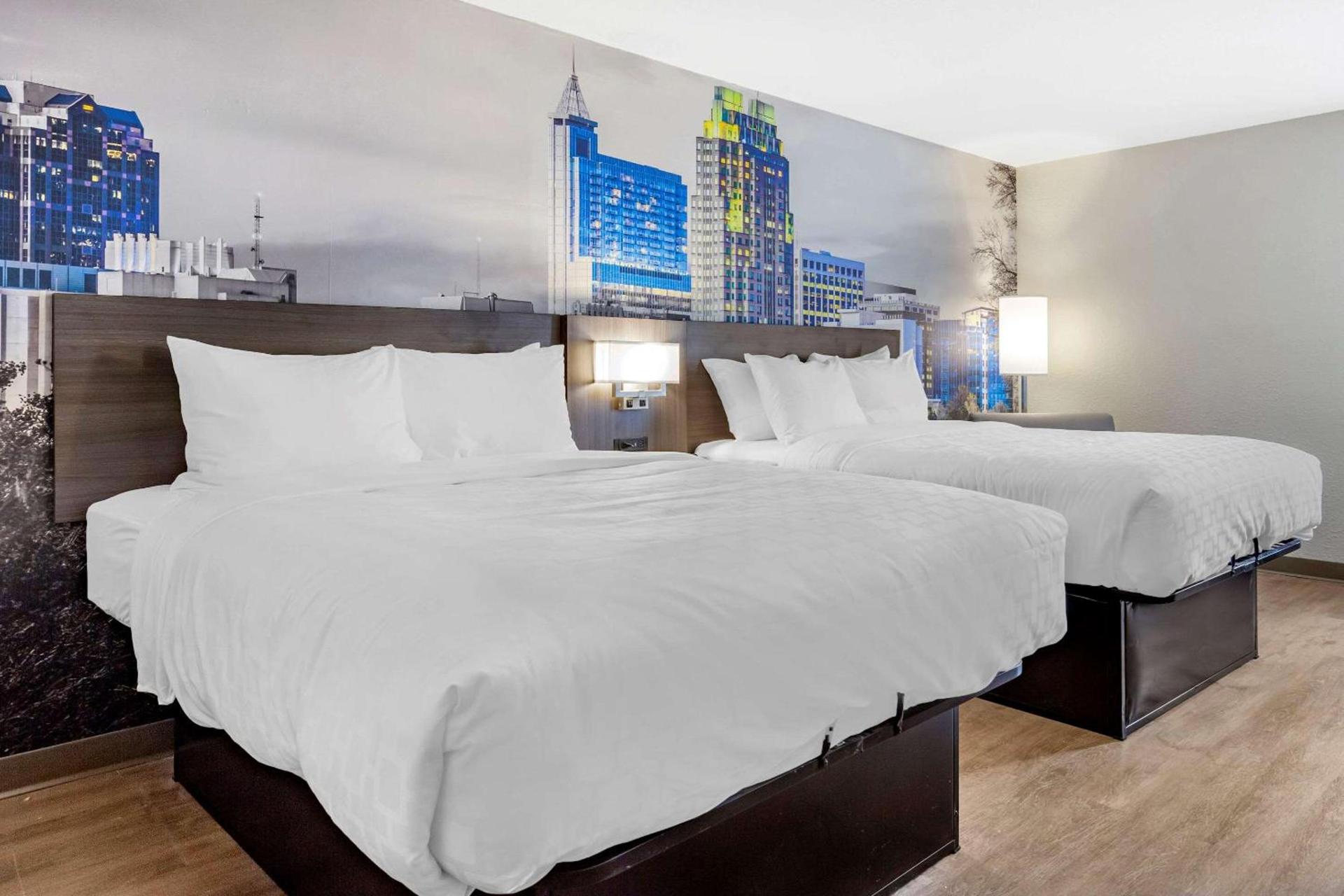 Clarion Pointe Raleigh Midtown photo 20