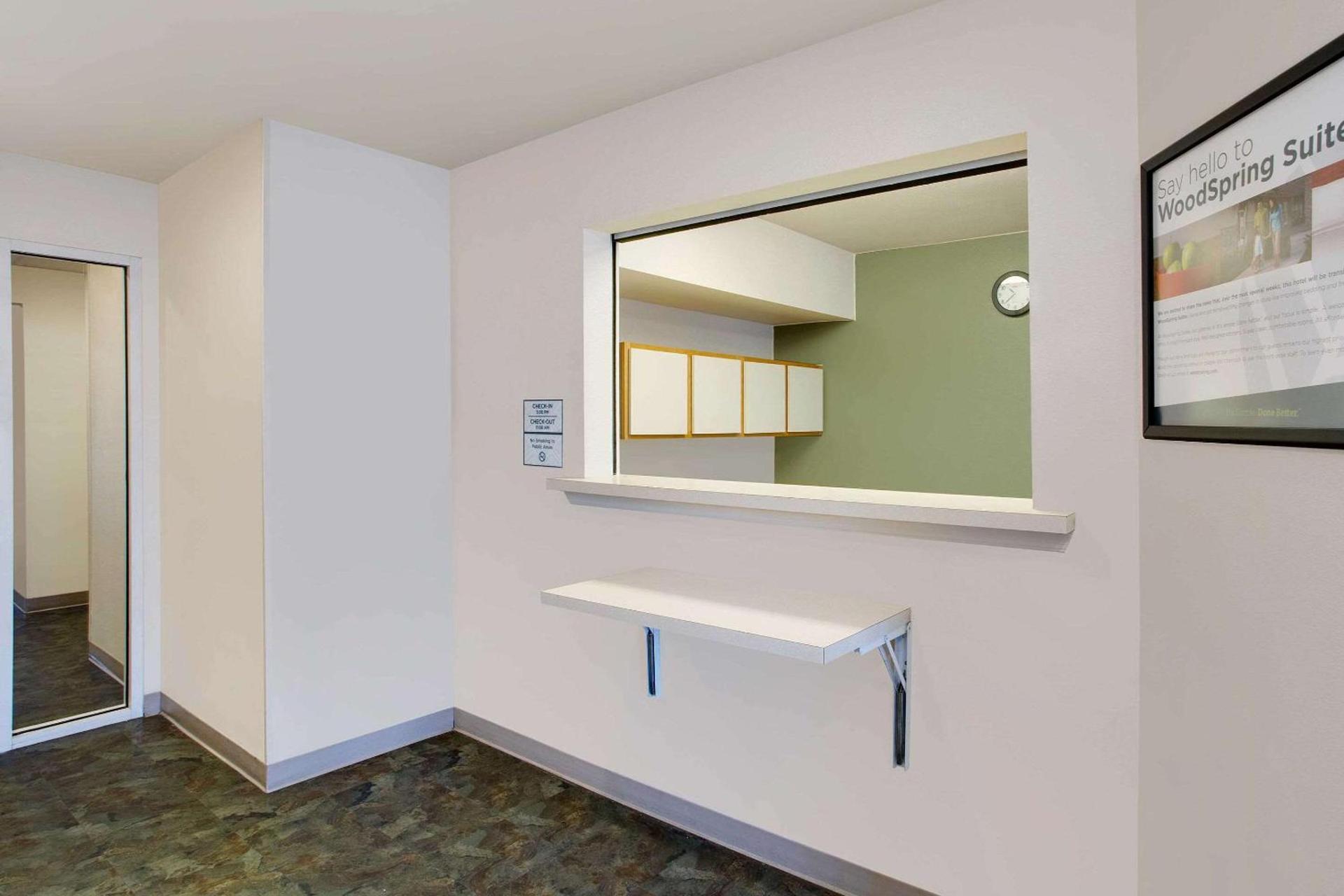 WoodSpring Suites Colonial Heights Fort Lee photo 5