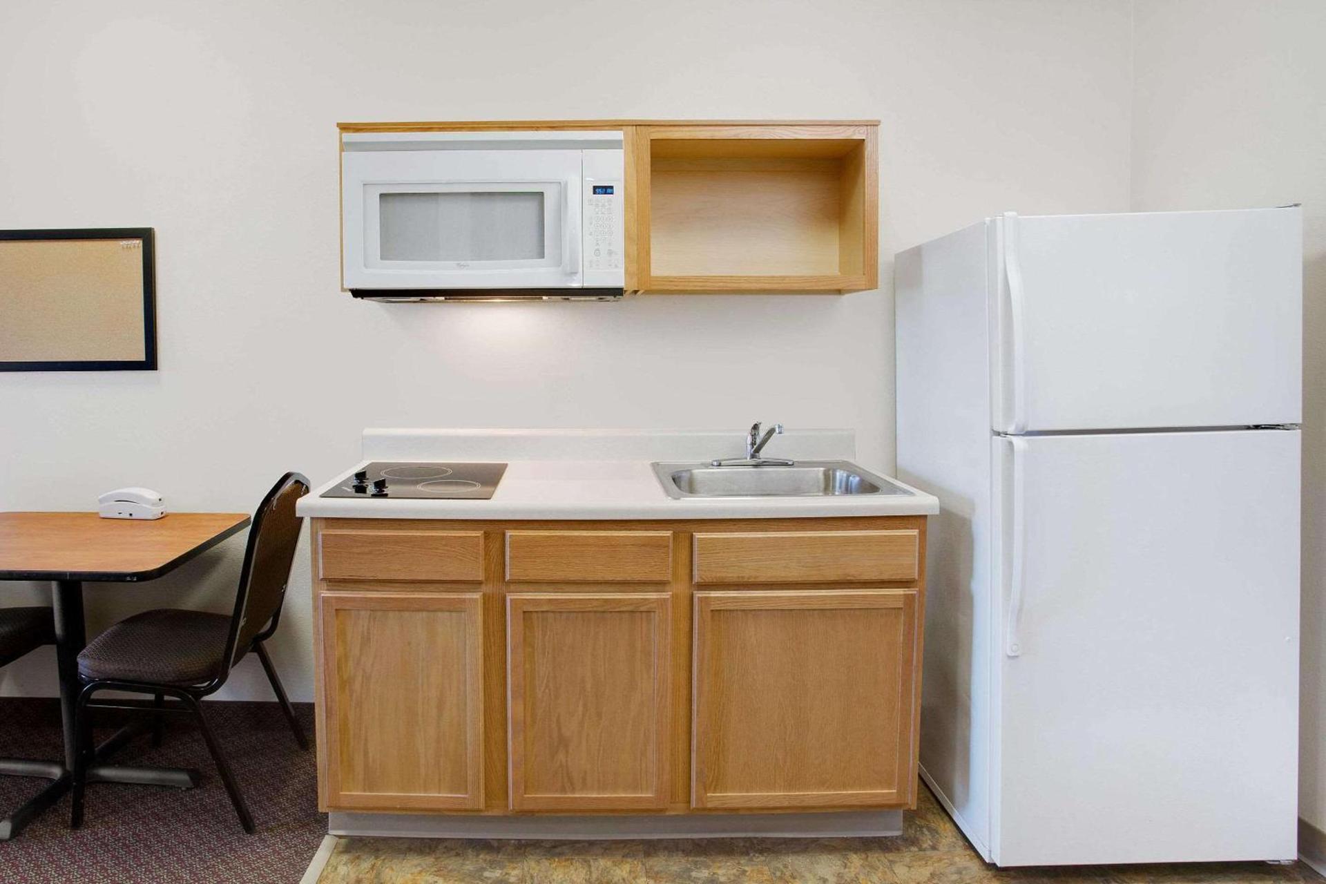WoodSpring Suites Colonial Heights Fort Lee photo 16