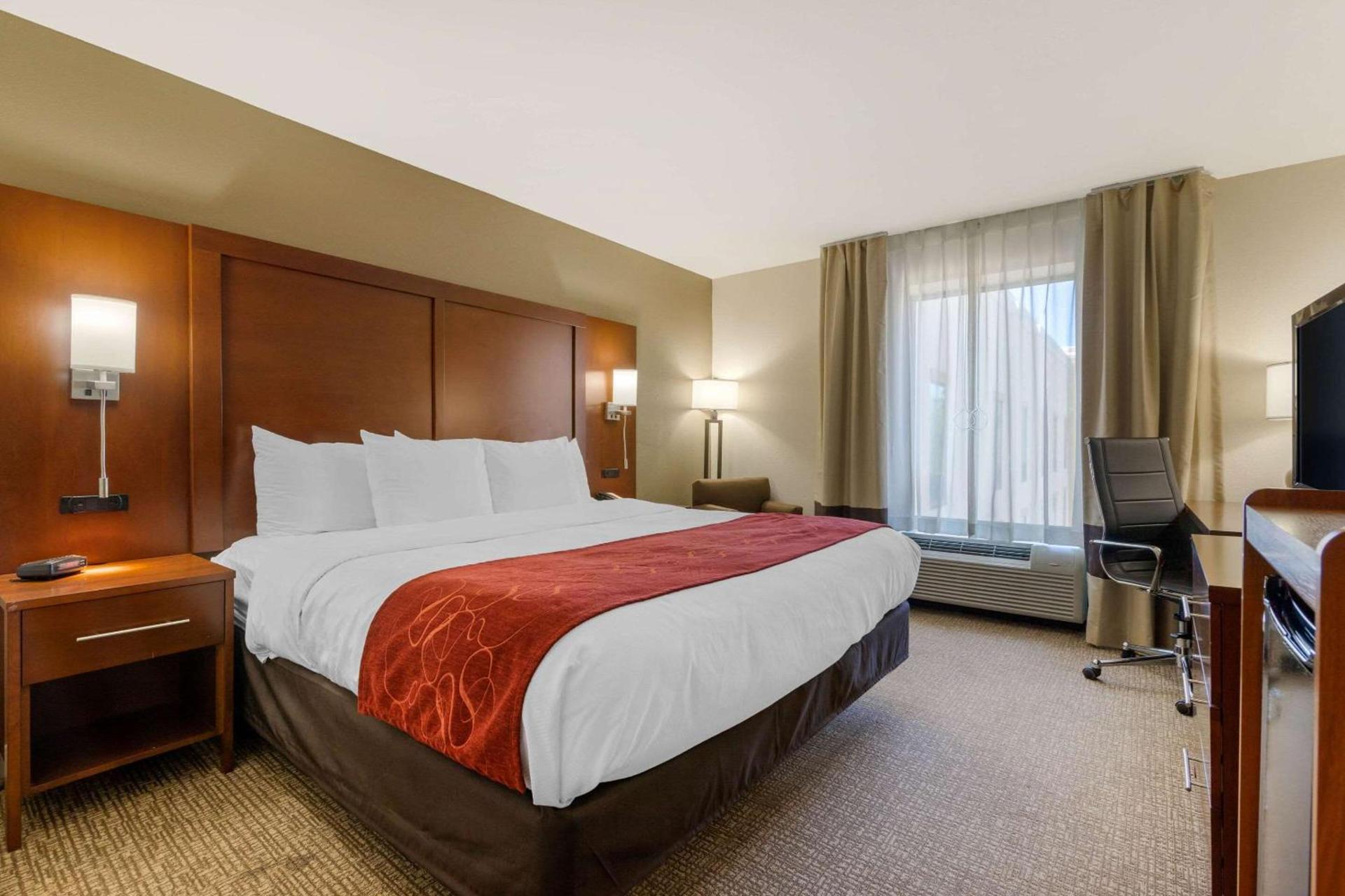 Comfort Inn & Suites Macon West photo 10