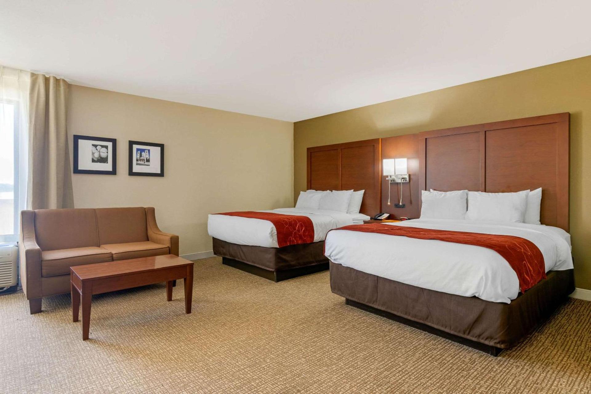 Comfort Inn & Suites Macon West photo 17