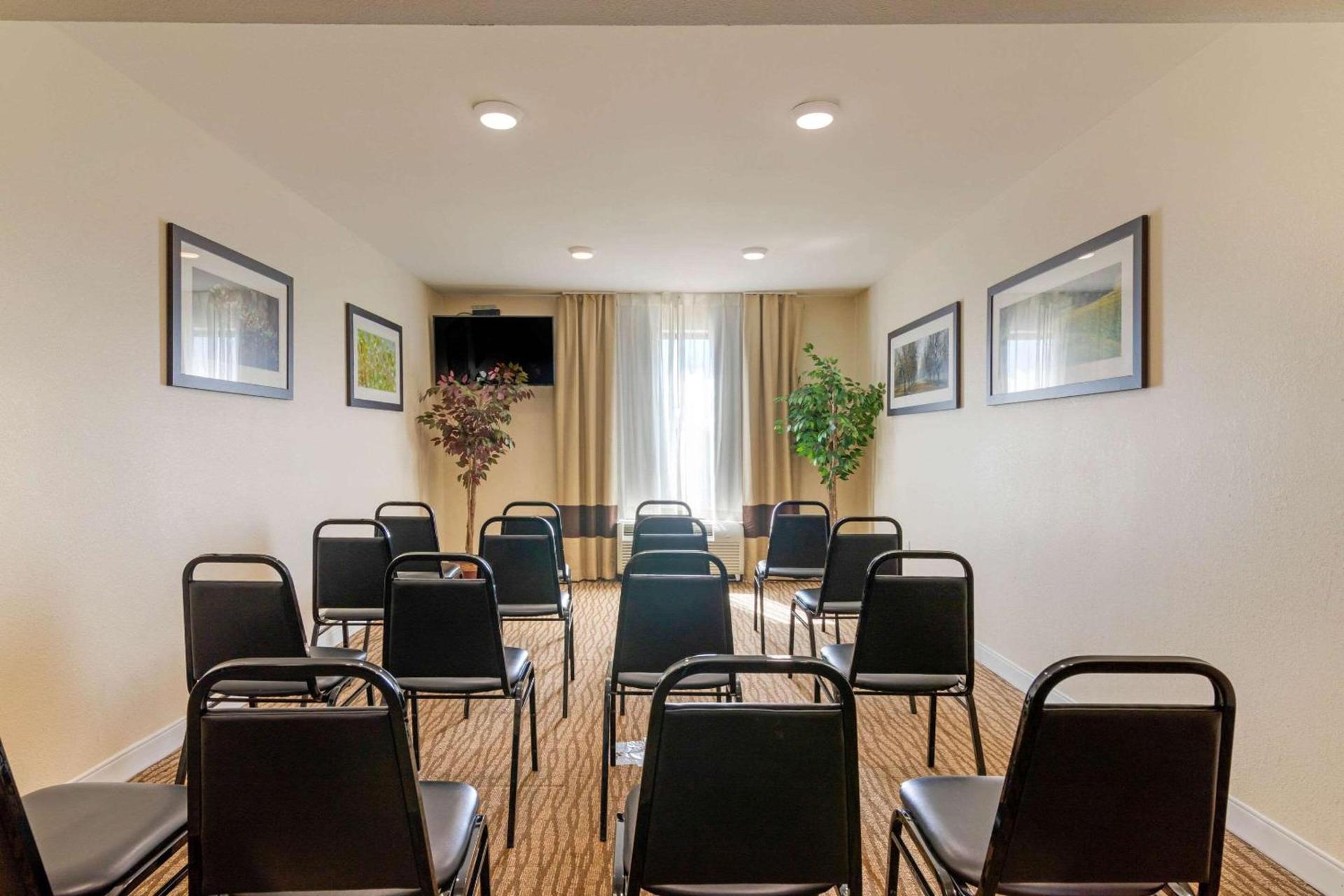 Comfort Inn & Suites Macon West photo 29
