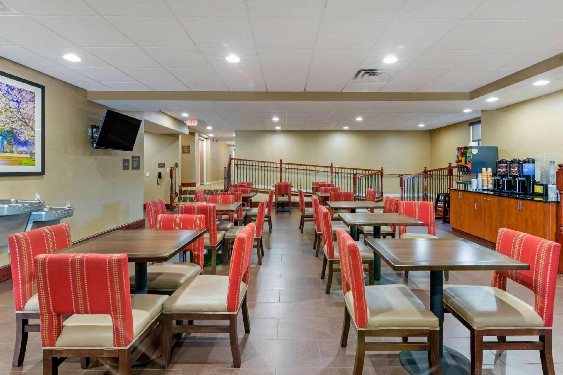 Comfort Inn & Suites Macon West photo 32