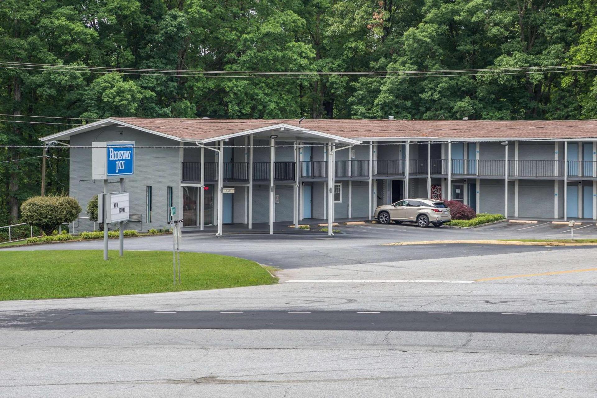 Rodeway Inn Anderson North - Clemson photo 2