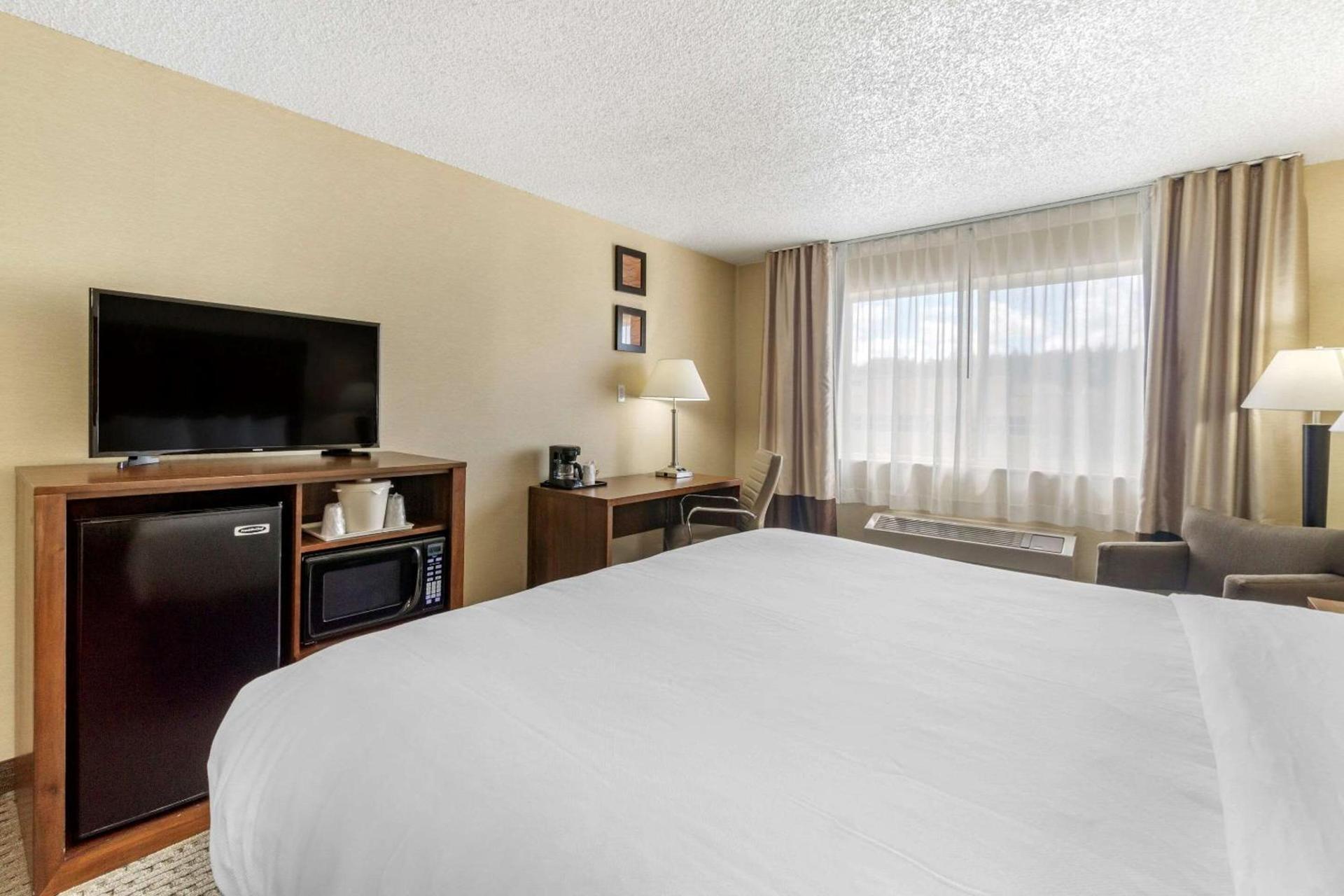 Comfort Inn & Suites Bothell - Seattle North photo 19