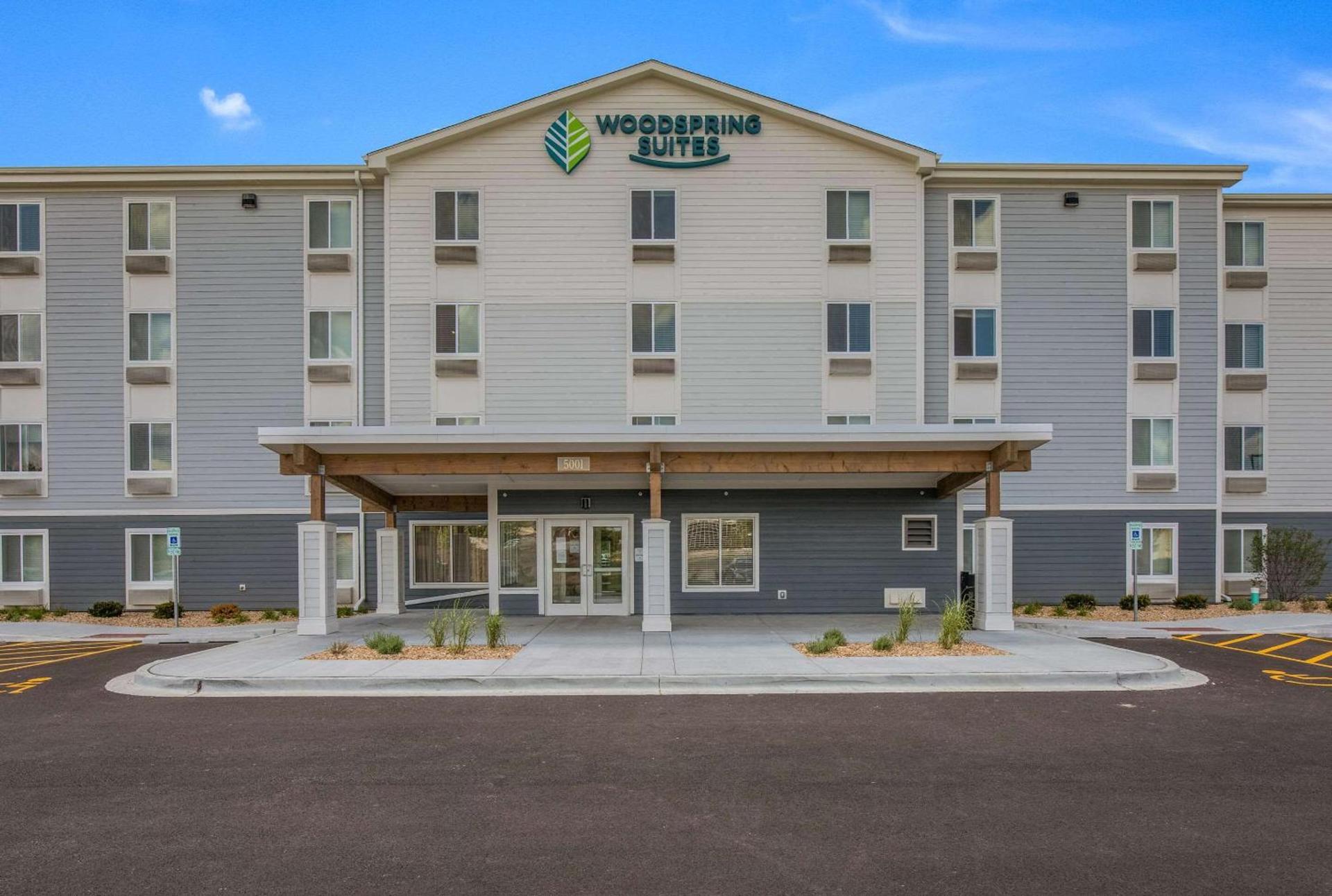 WoodSpring Suites Chicago Midway photo 1