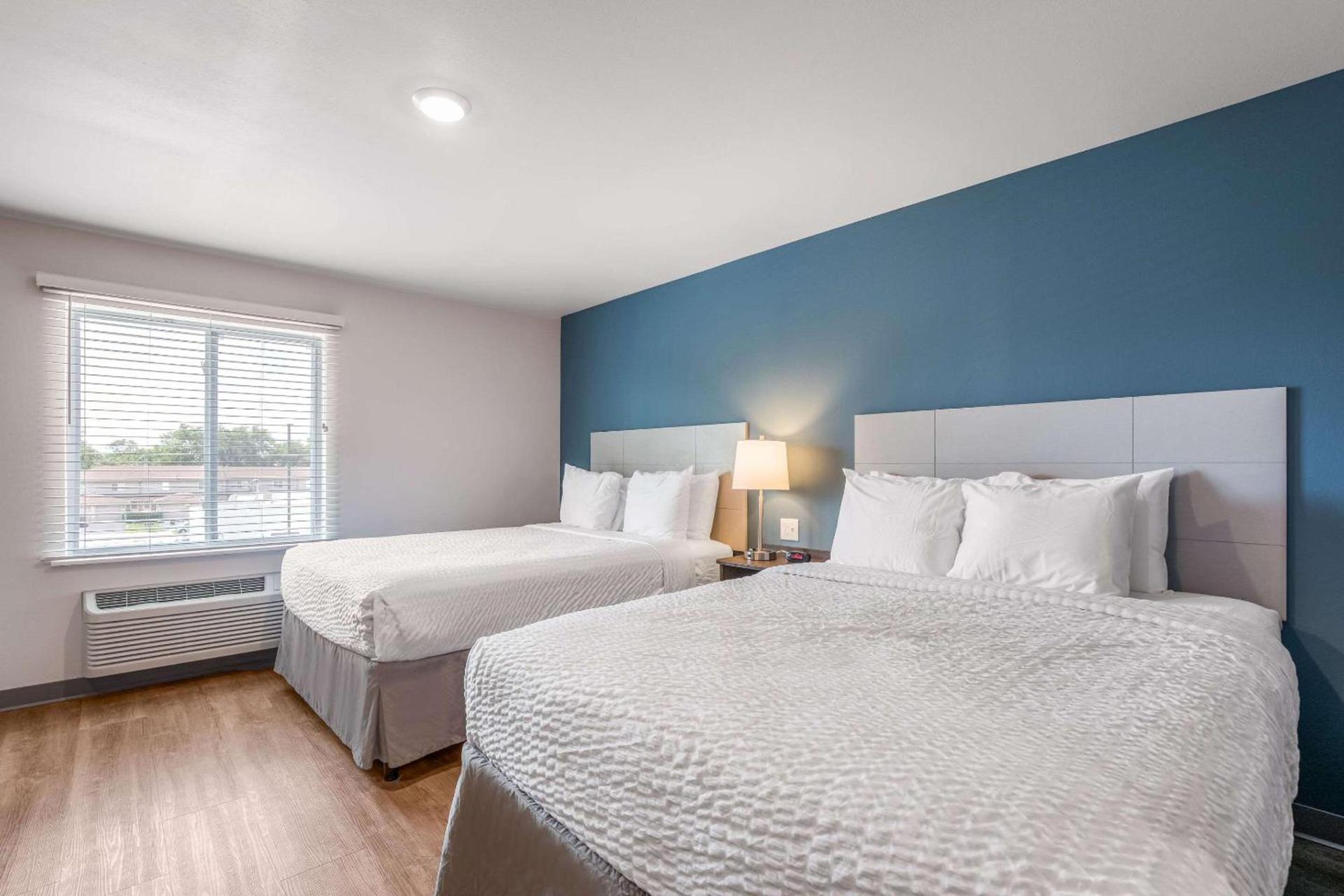 WoodSpring Suites Chicago Midway photo 22