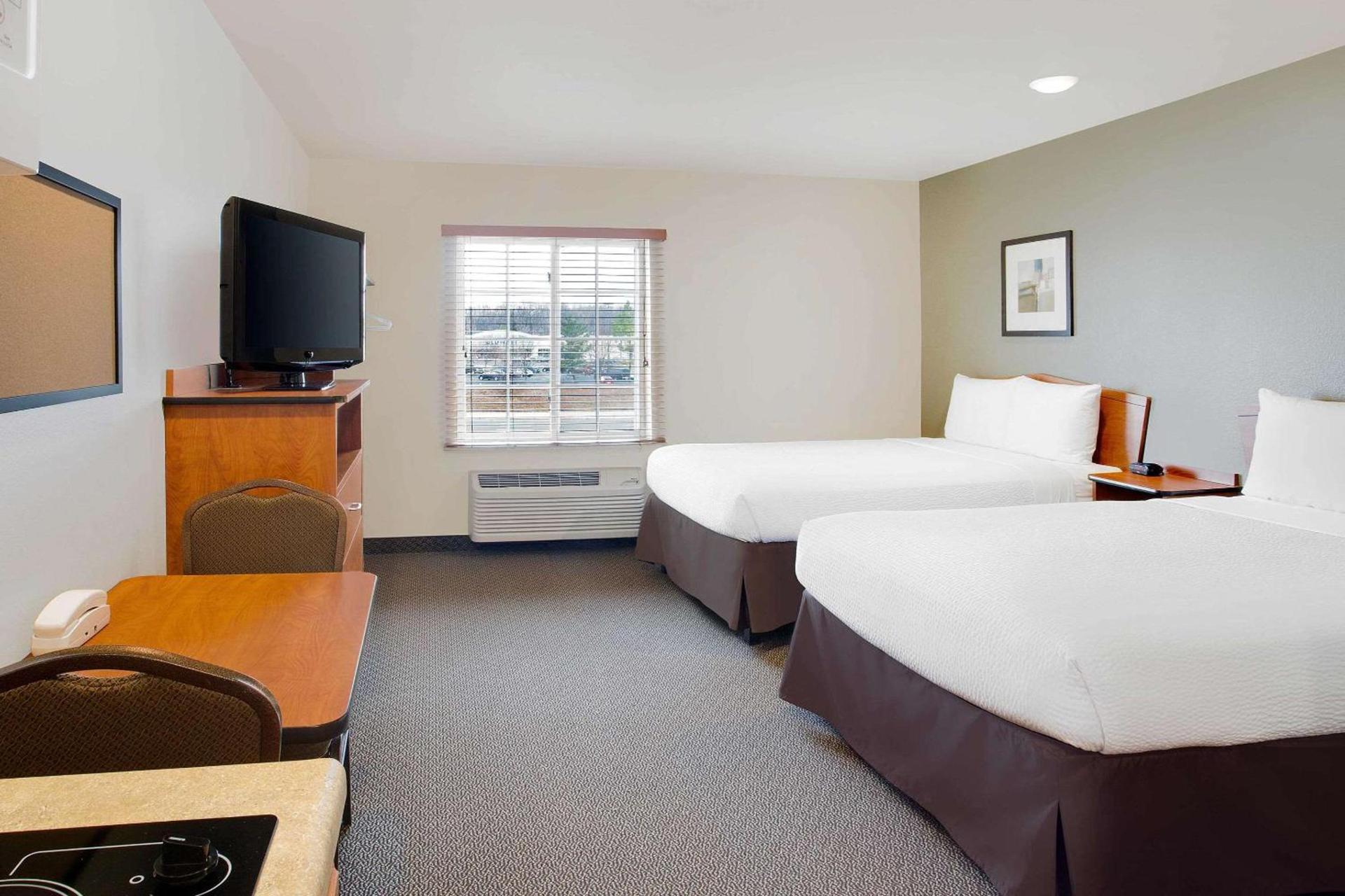 WoodSpring Suites Manassas Battlefield Park I-66 photo 11