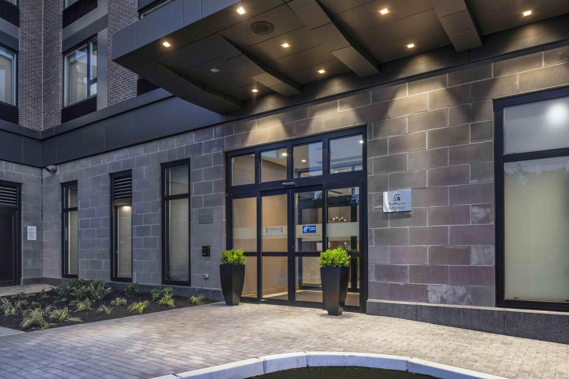 Holiday Inn Express - Boston Logan Airport - Revere by IHG photo 30