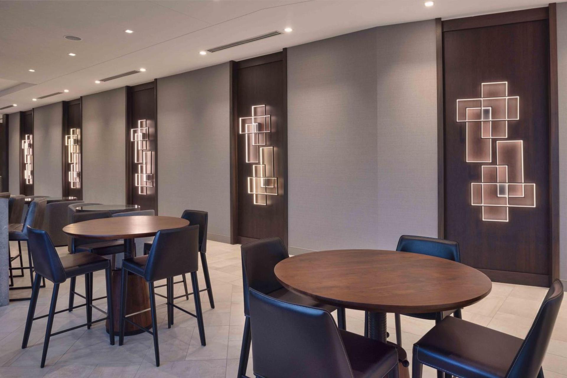 Holiday Inn Express - Boston Logan Airport - Revere by IHG photo 42