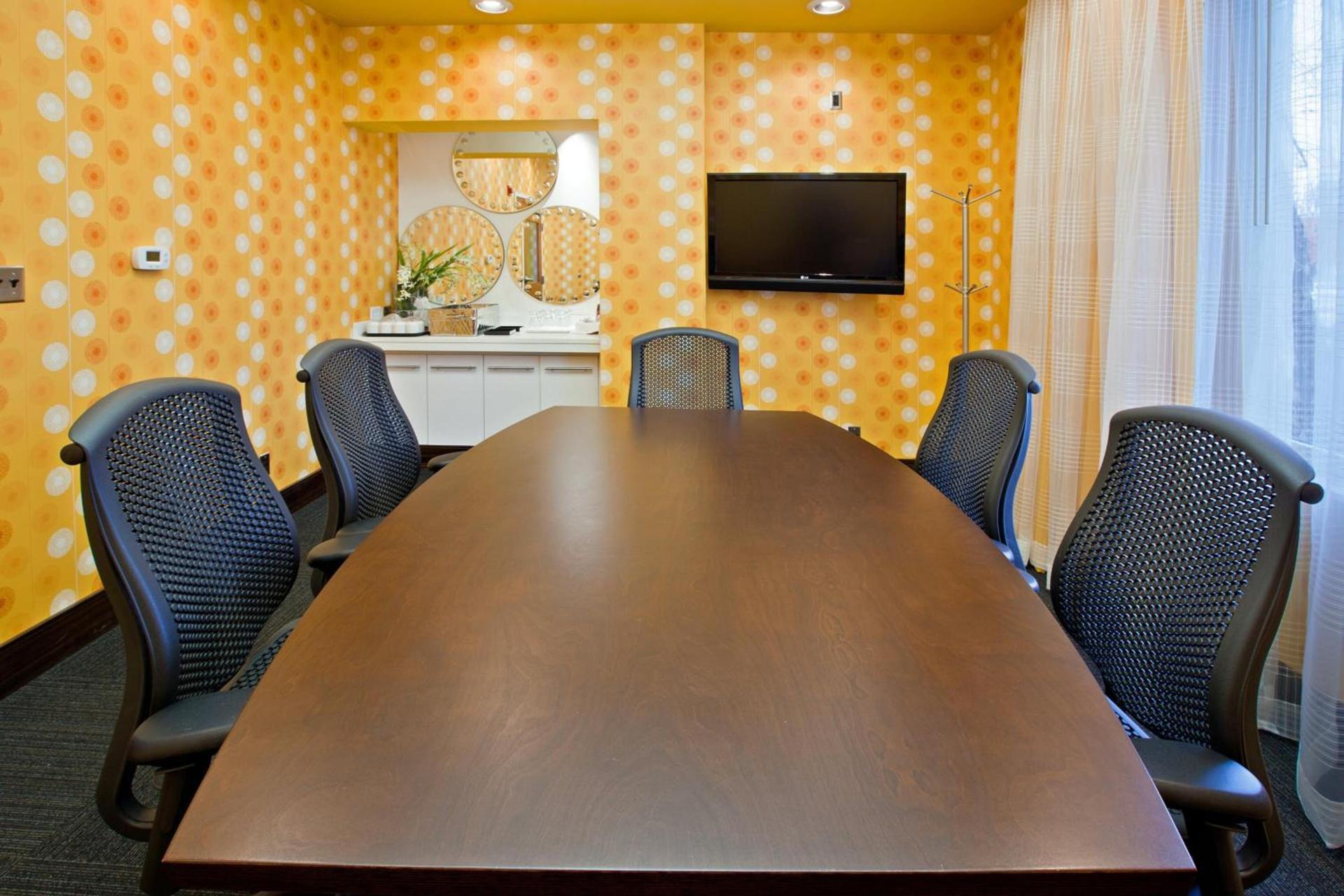 Holiday Inn Express Indianapolis - Fishers by IHG photo 10