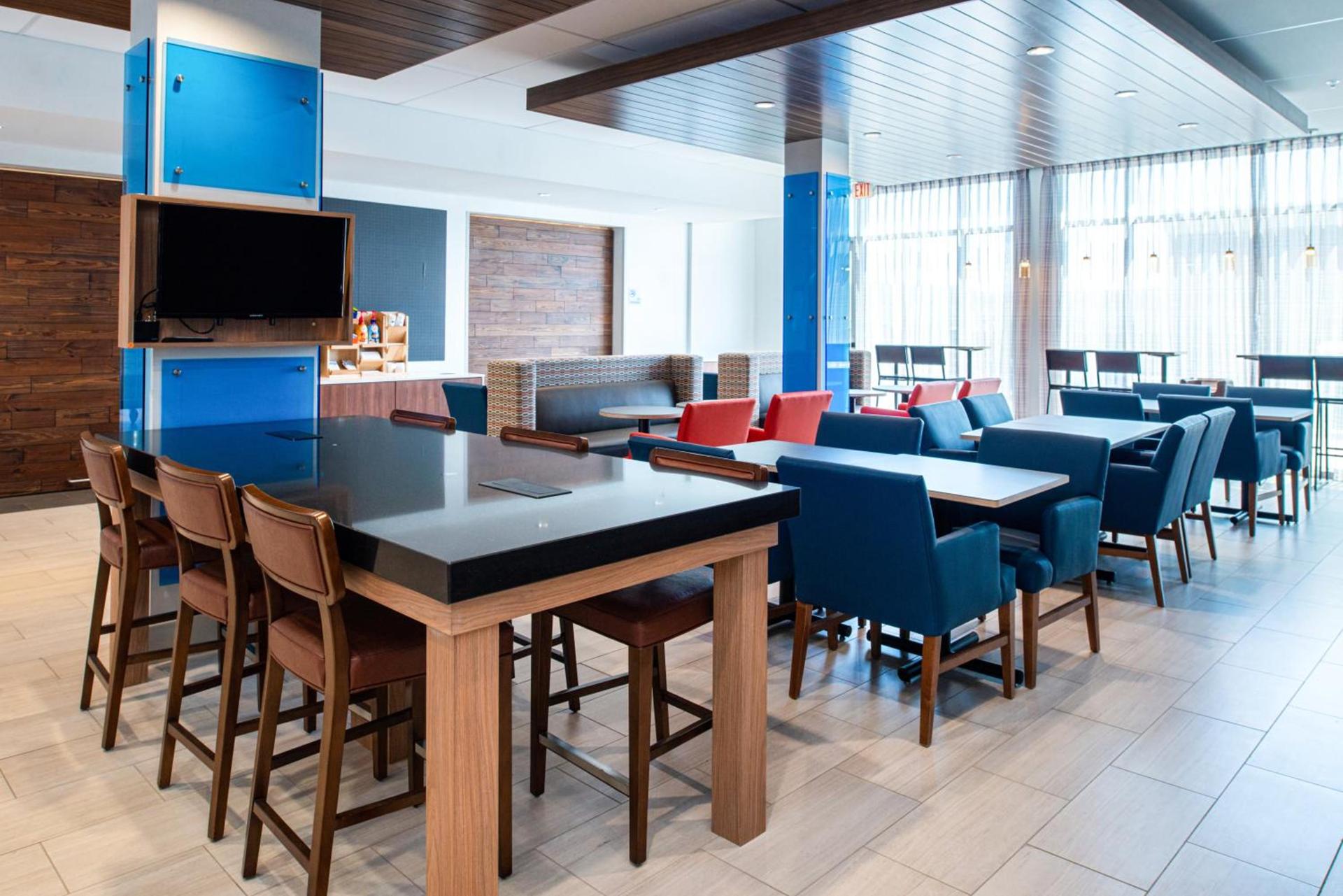 Holiday Inn Express & Suites - Elko by IHG photo 22