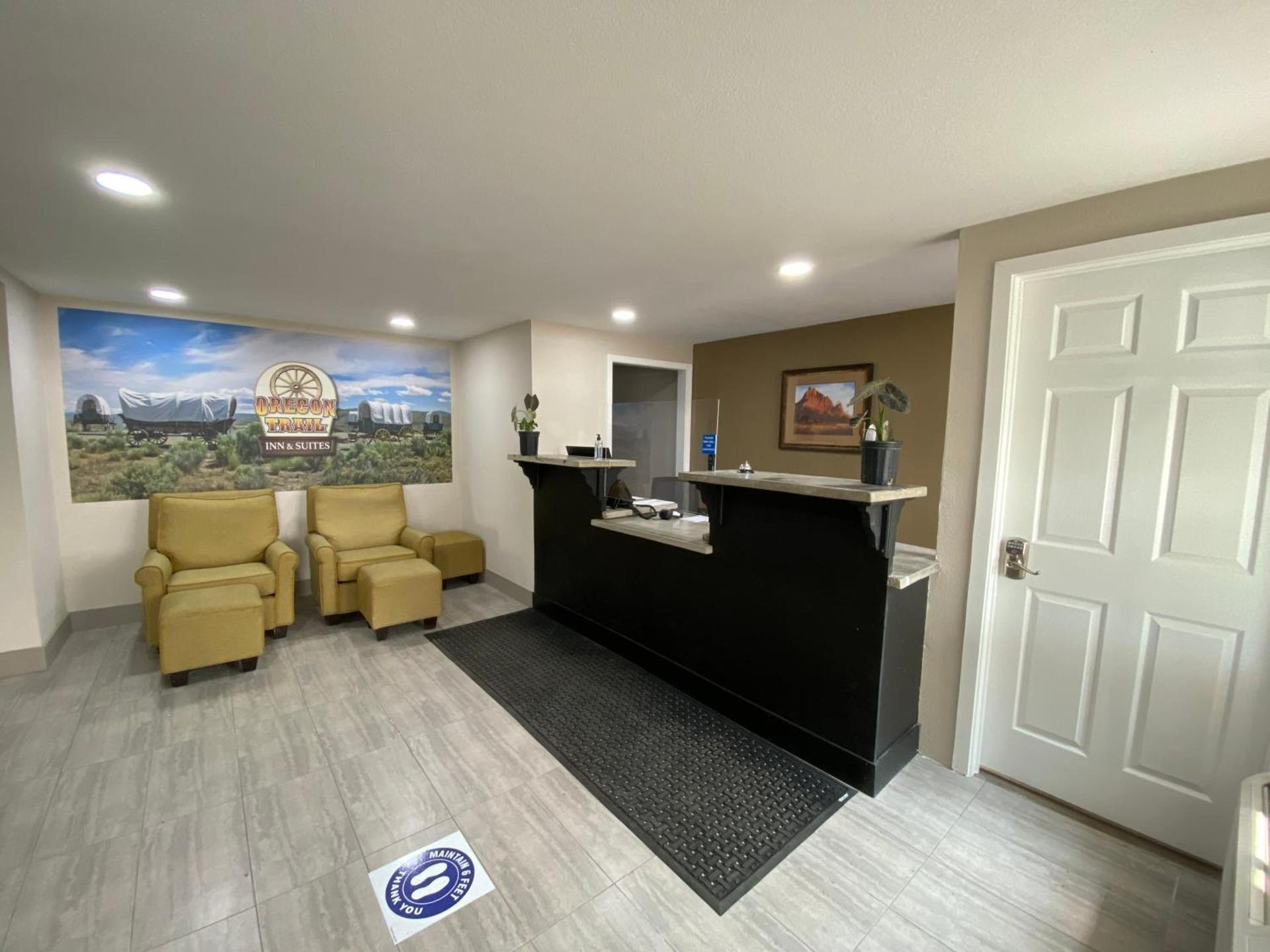 Oregon Trail Inn and Suites photo 3