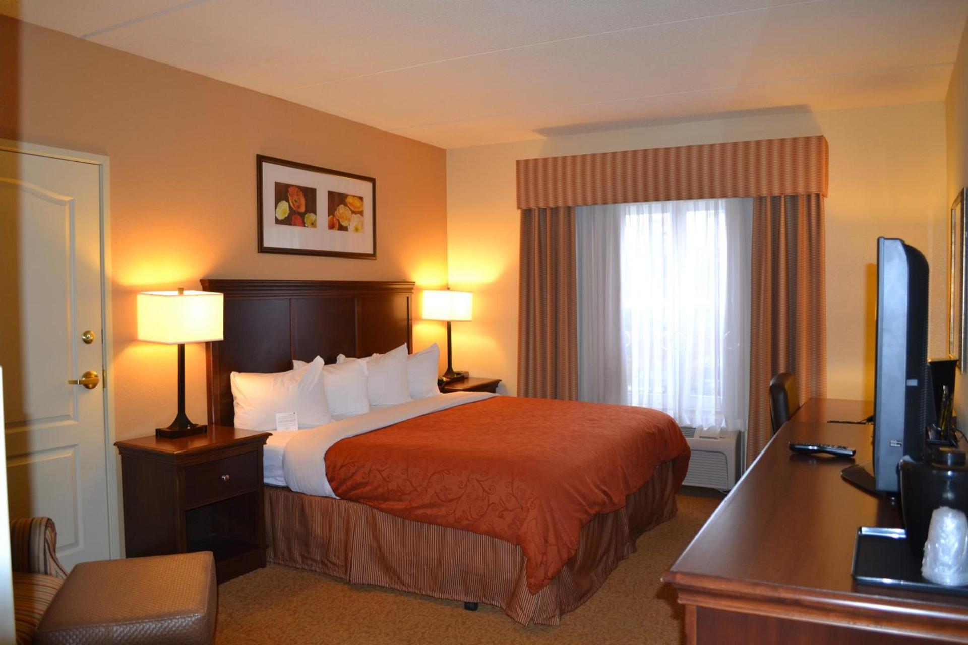 Spark by Hilton California Lexington Park photo 29