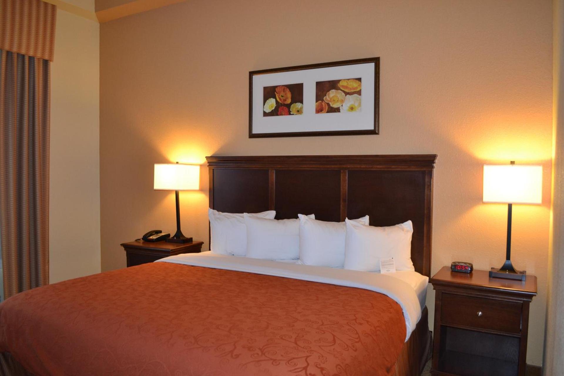 Spark by Hilton California Lexington Park photo 30