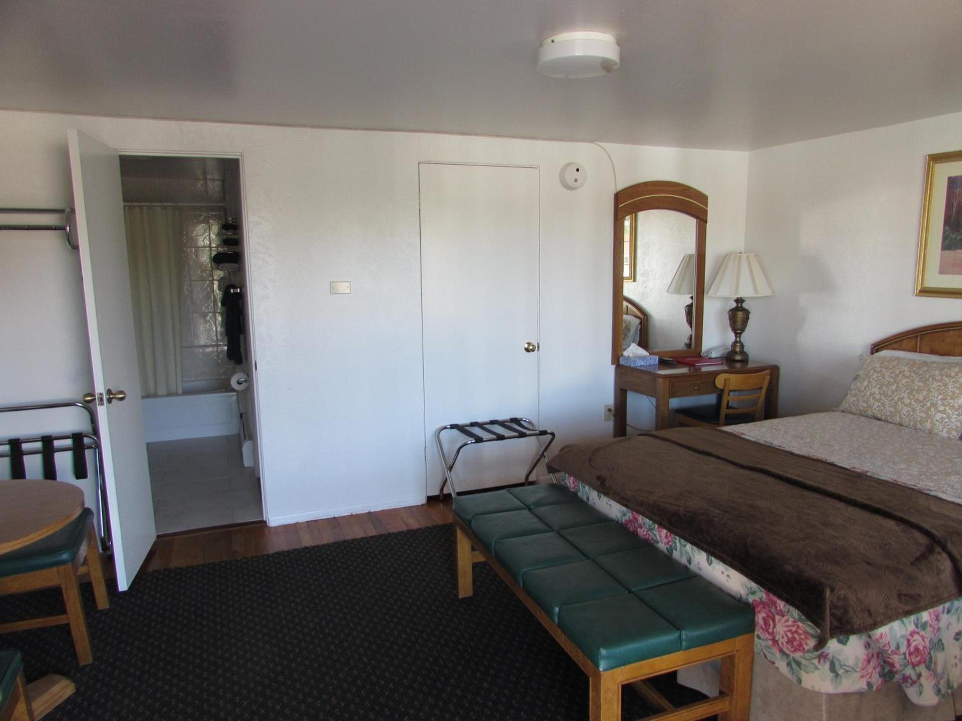 Mel Haven Motel photo 57