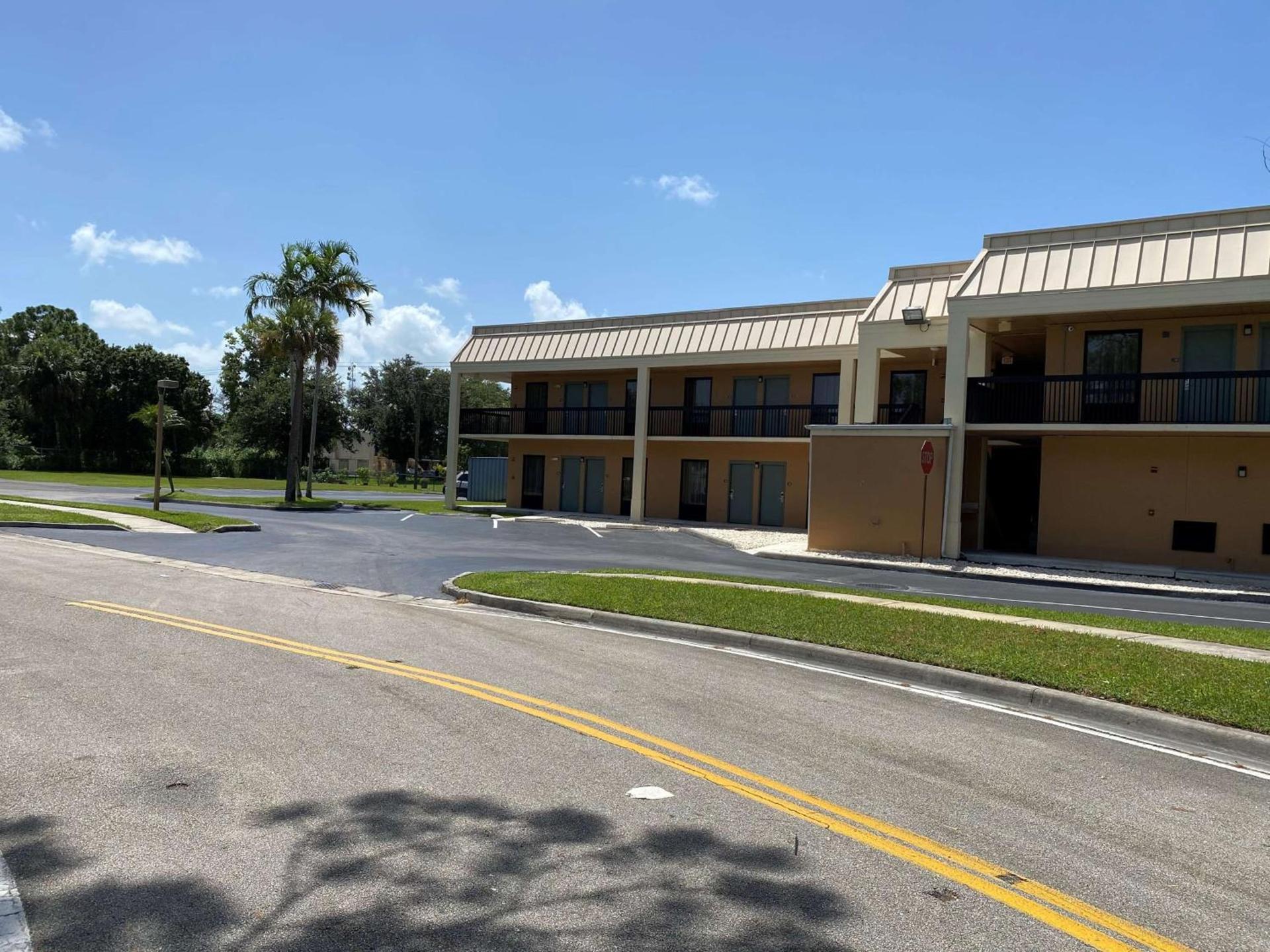 Quality Inn Fort Pierce I-95 photo 20