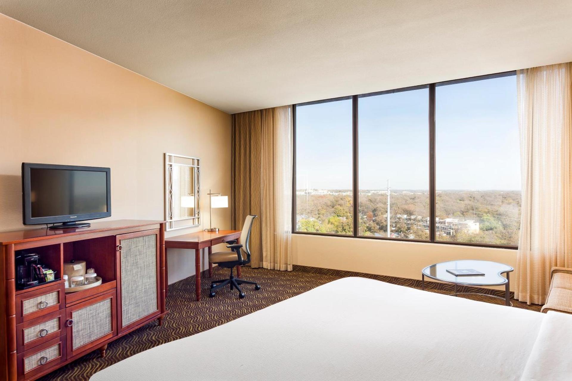 Holiday Inn Austin -Town Lake by IHG photo 24
