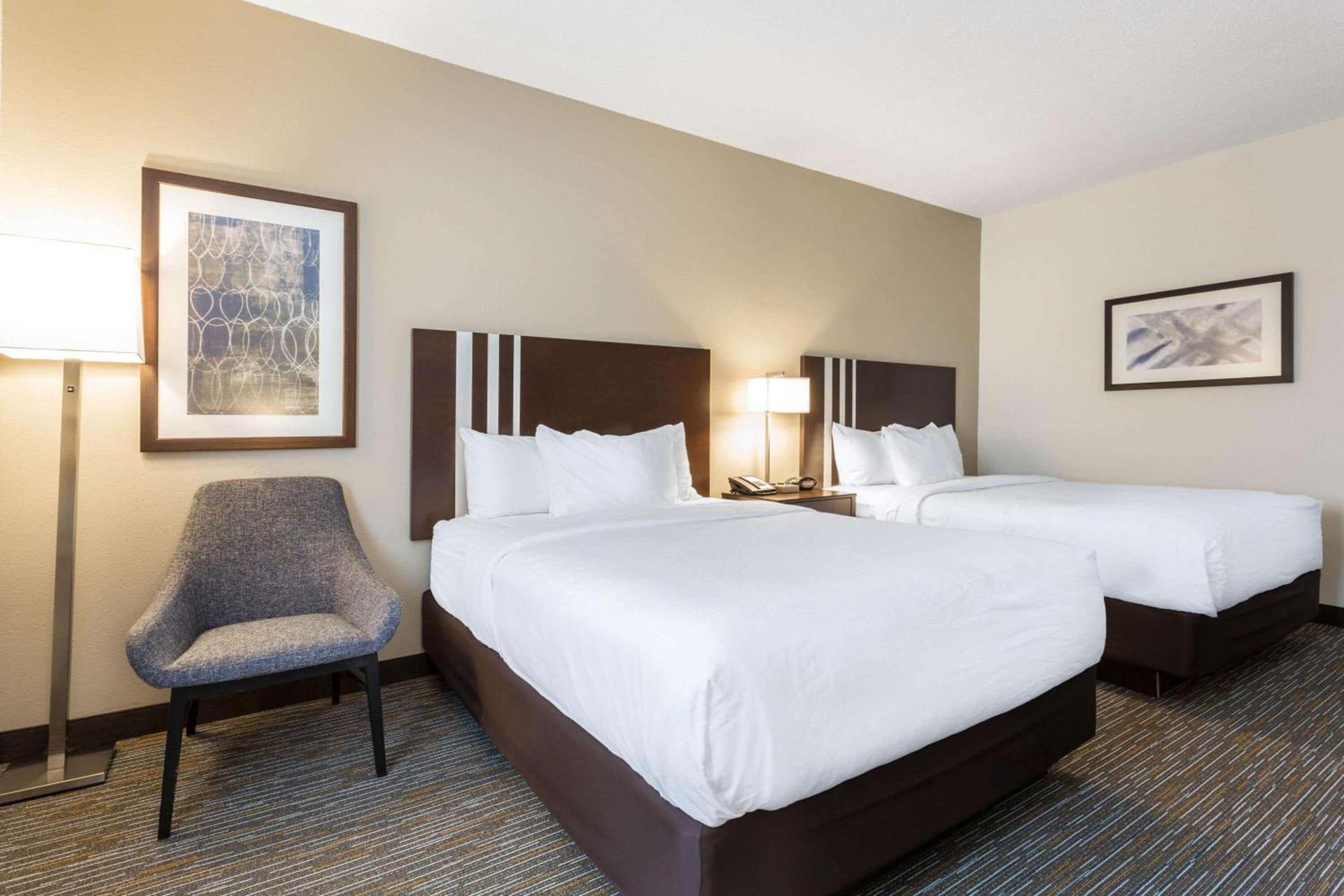 Wingate by Wyndham Gurnee photo 15
