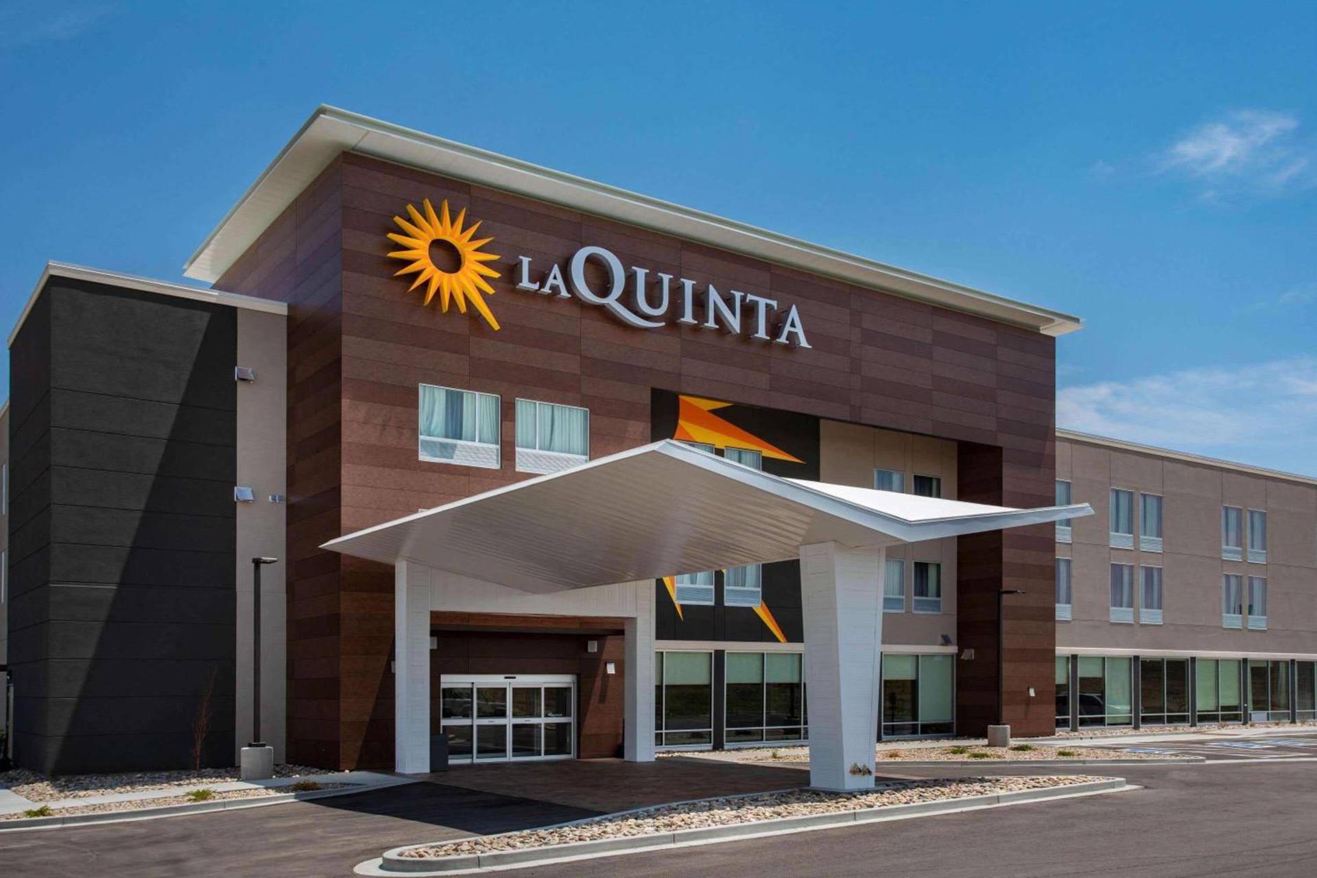 La Quinta Inn & Suites Limon by Wyndham photo 23