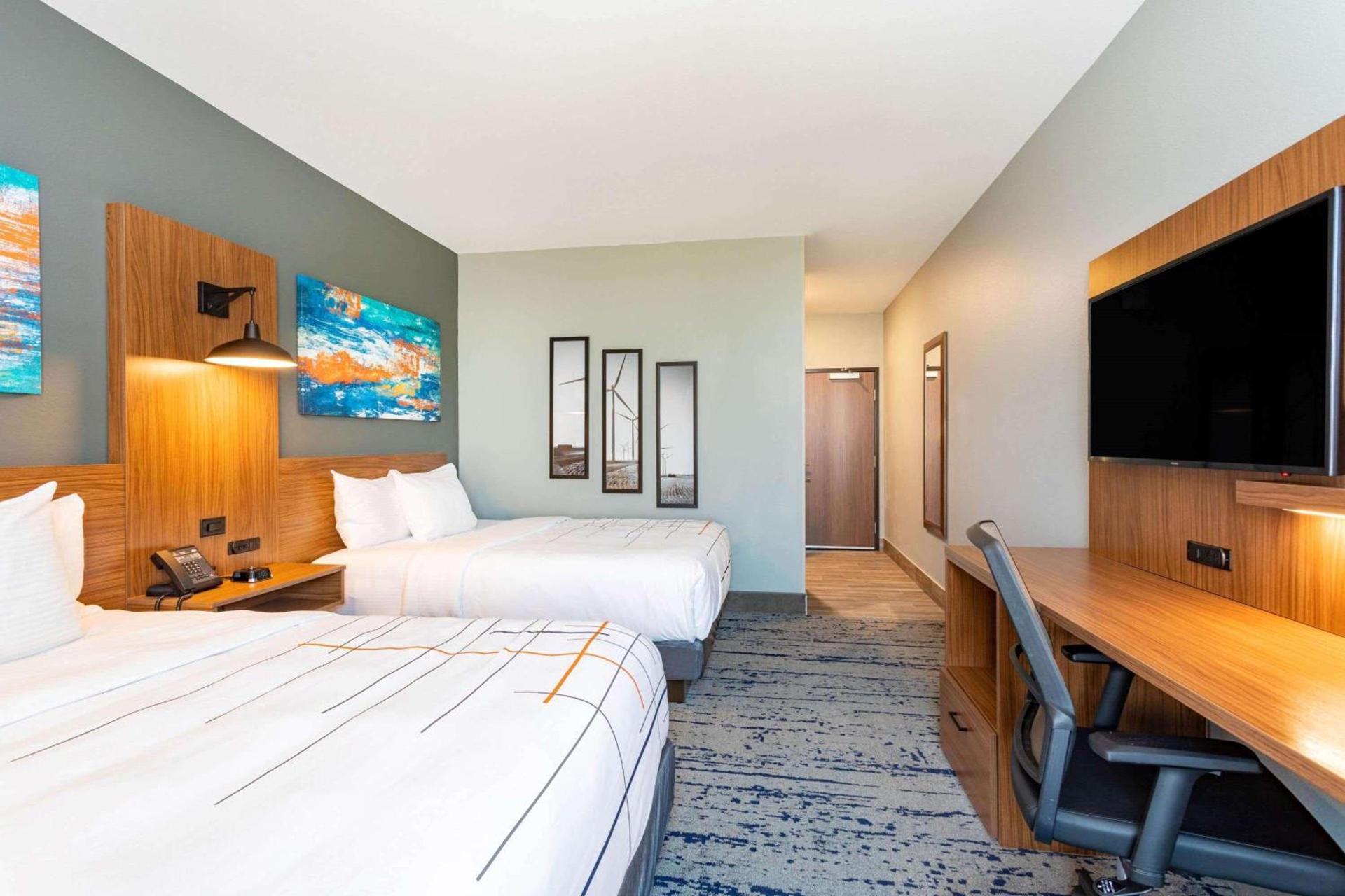 La Quinta Inn & Suites Limon by Wyndham photo 36