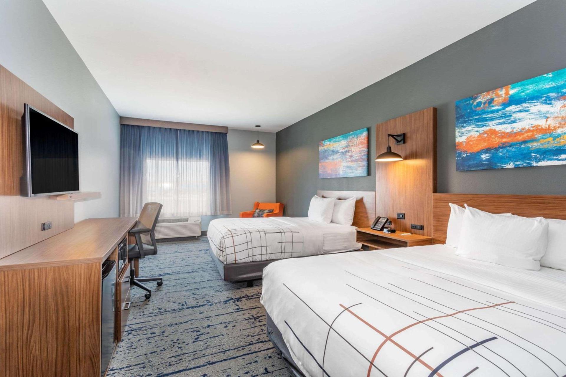 La Quinta Inn & Suites Limon by Wyndham photo 42