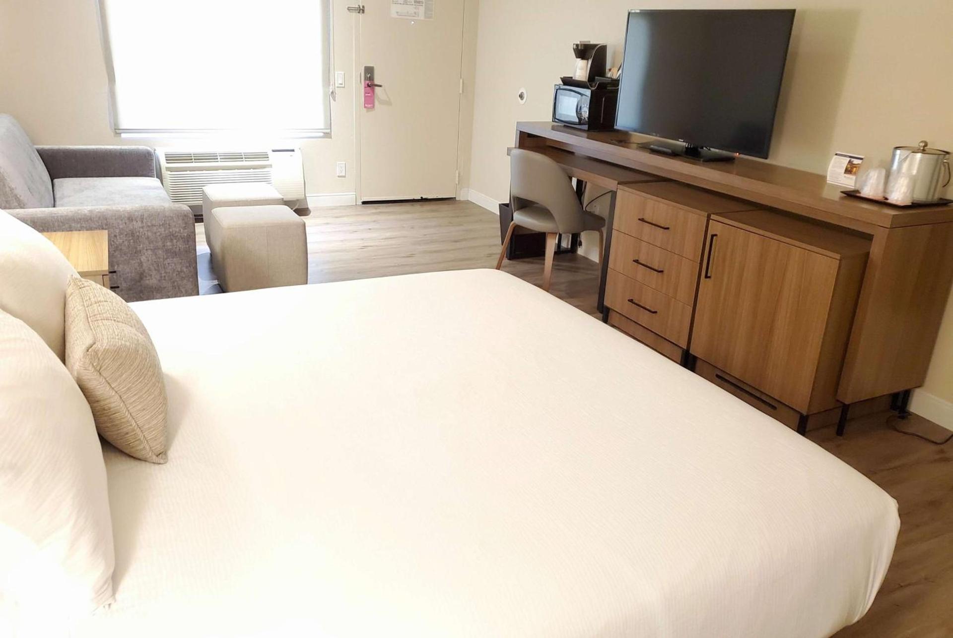 Wyndham Garden San Diego near SeaWorld photo 17