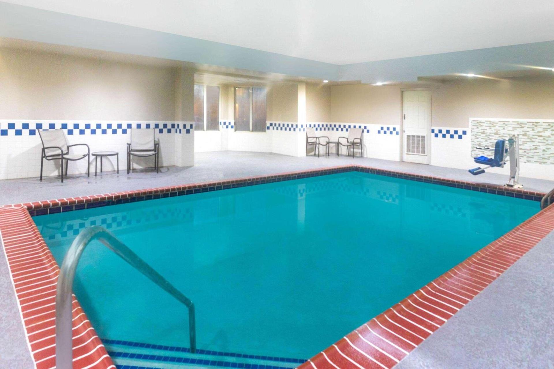 La Quinta by Wyndham Hopkinsville photo 65