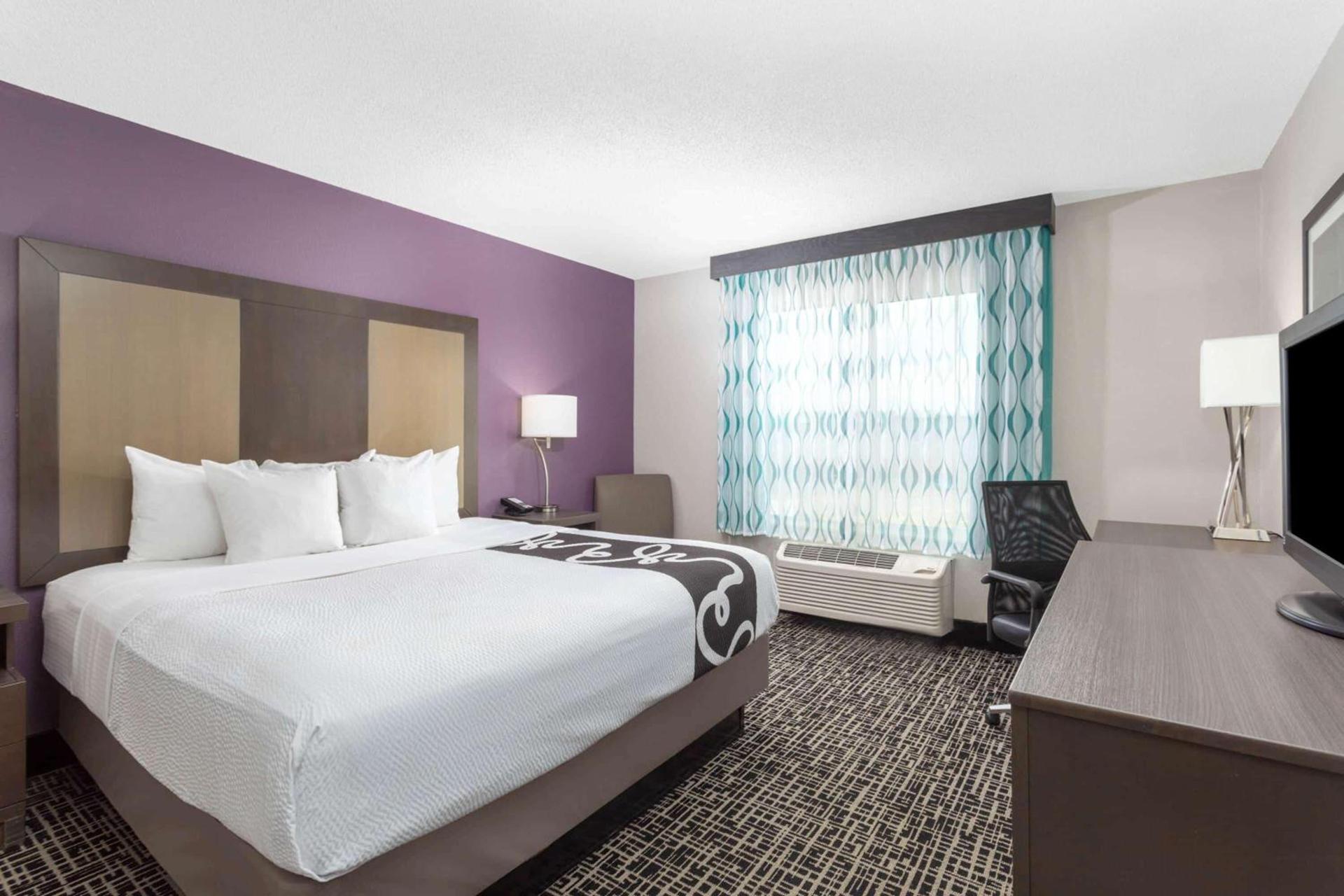 La Quinta by Wyndham Hopkinsville photo 56