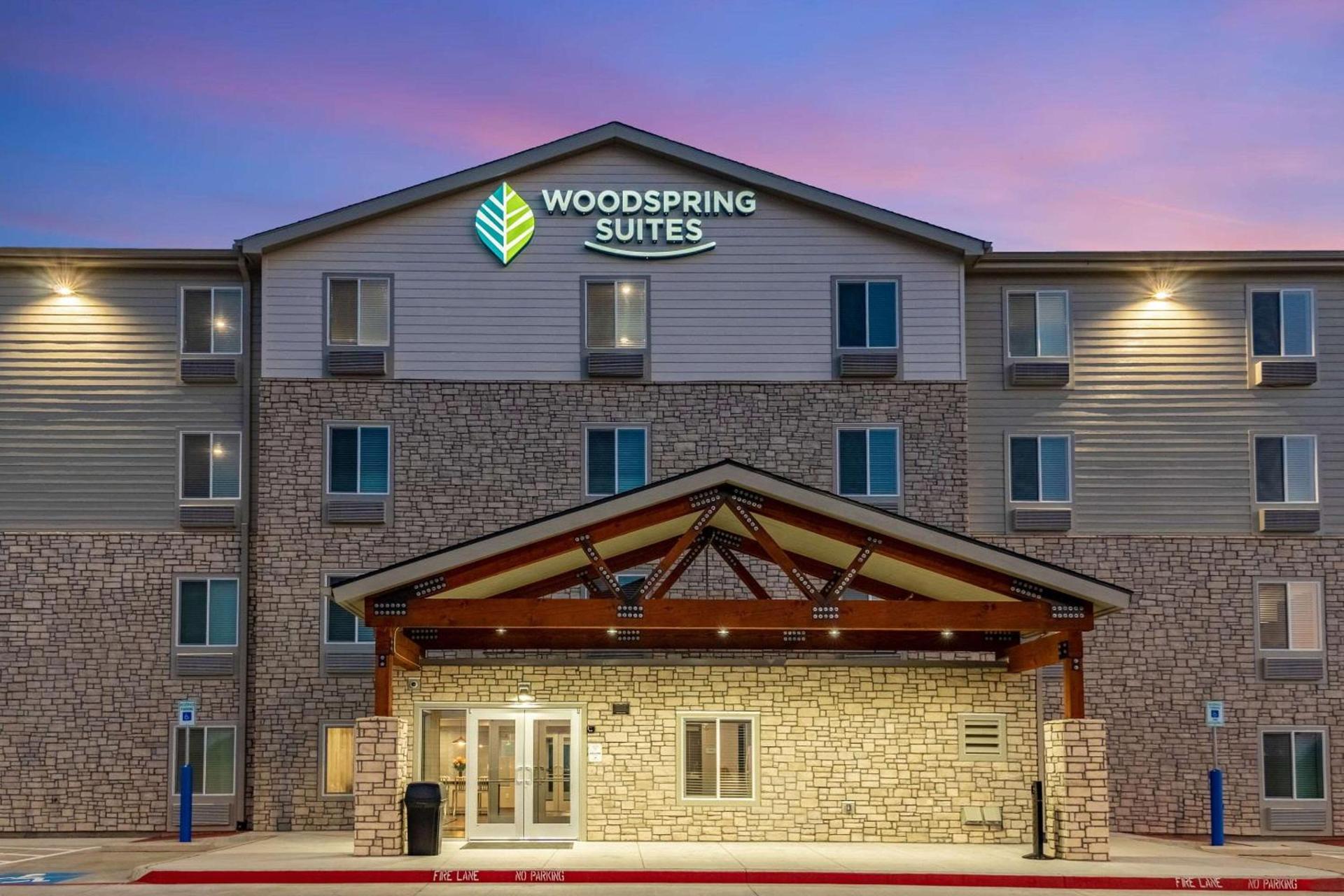WoodSpring Suites North Ft Worth Alliance TX Speedway photo 3