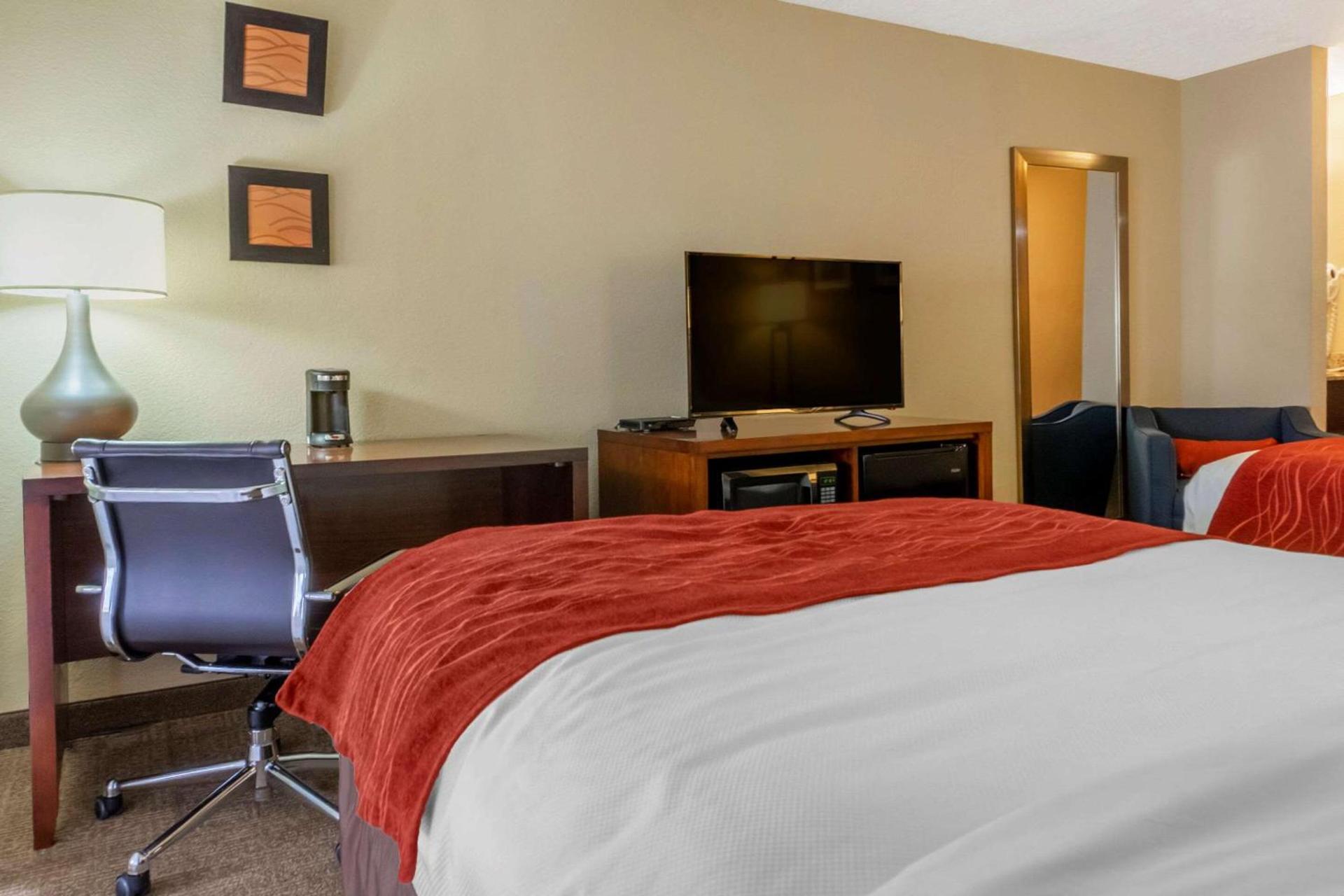 Comfort Inn Albuquerque Airport photo 14