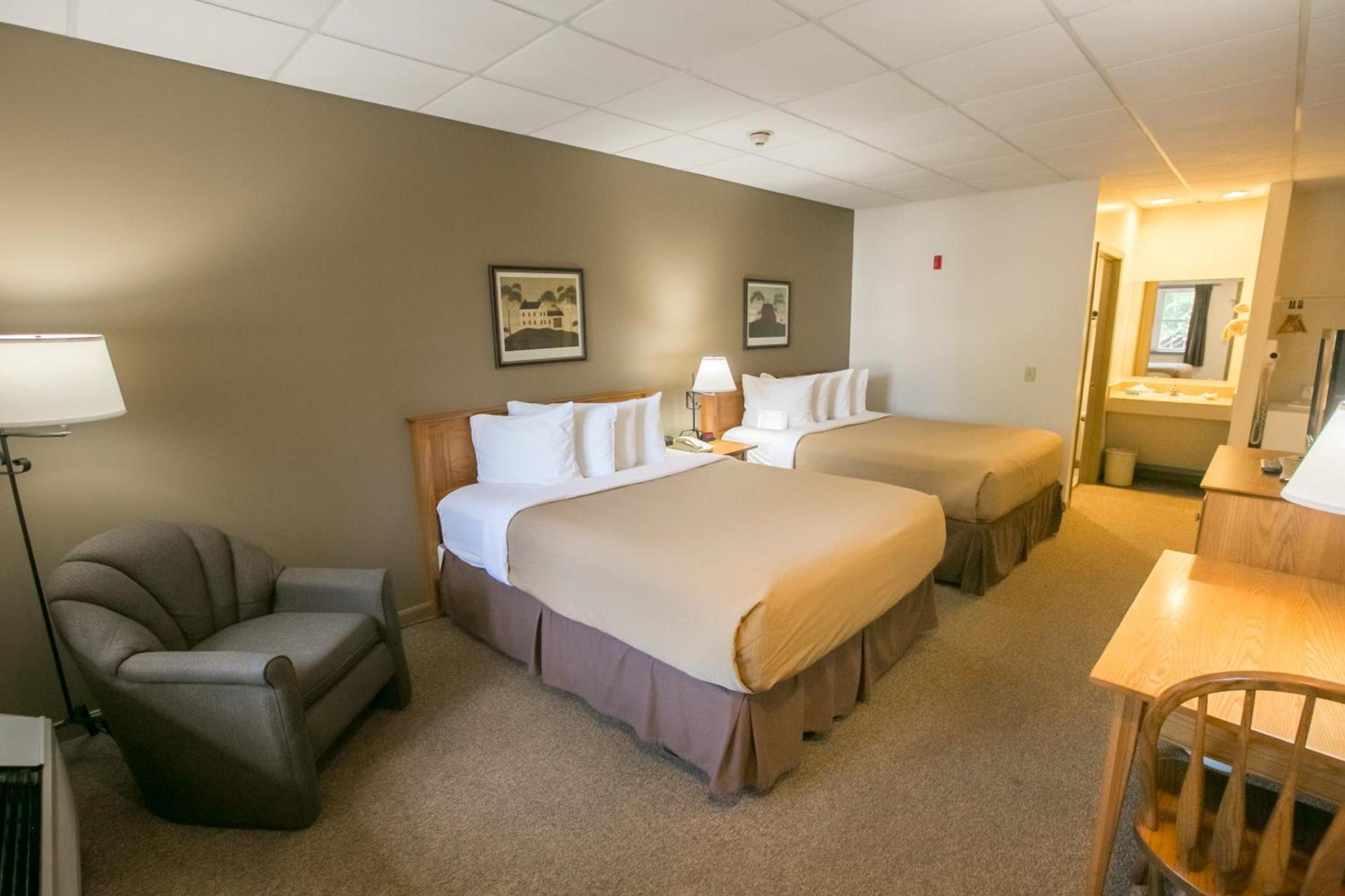 Lodging on the Square photo 20