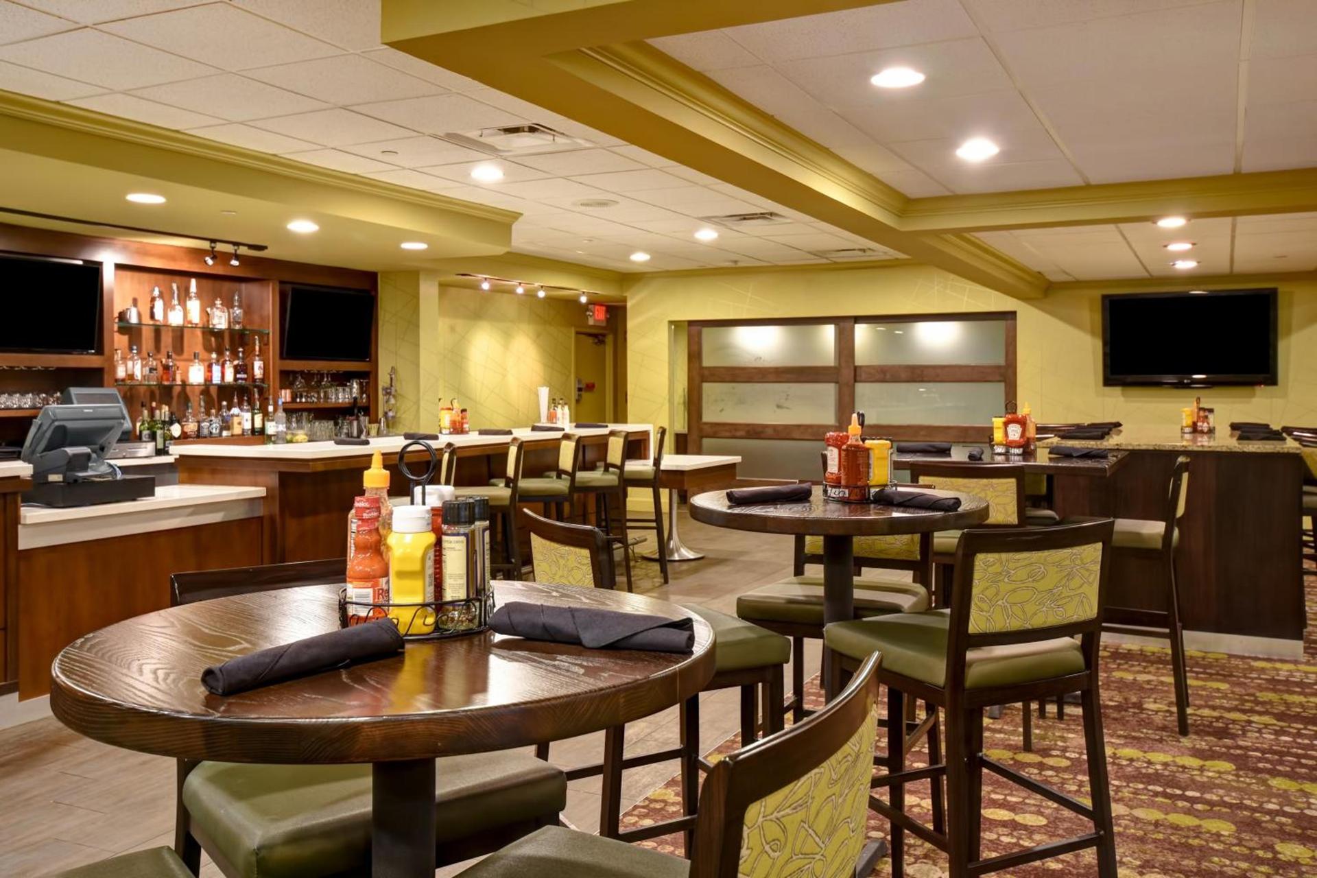 Holiday Inn Cincinnati-Riverfront by IHG photo 19