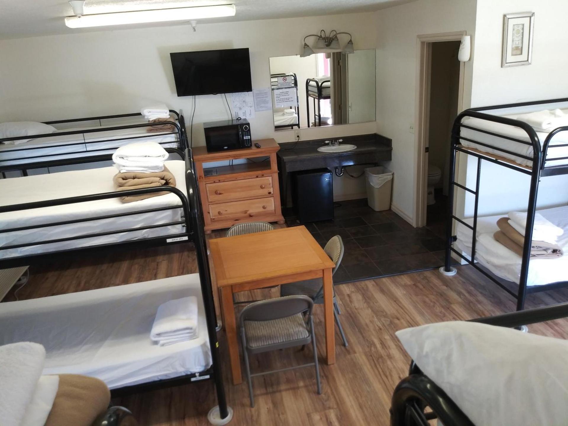 Whitney Portal Hotel And Hostel photo 4