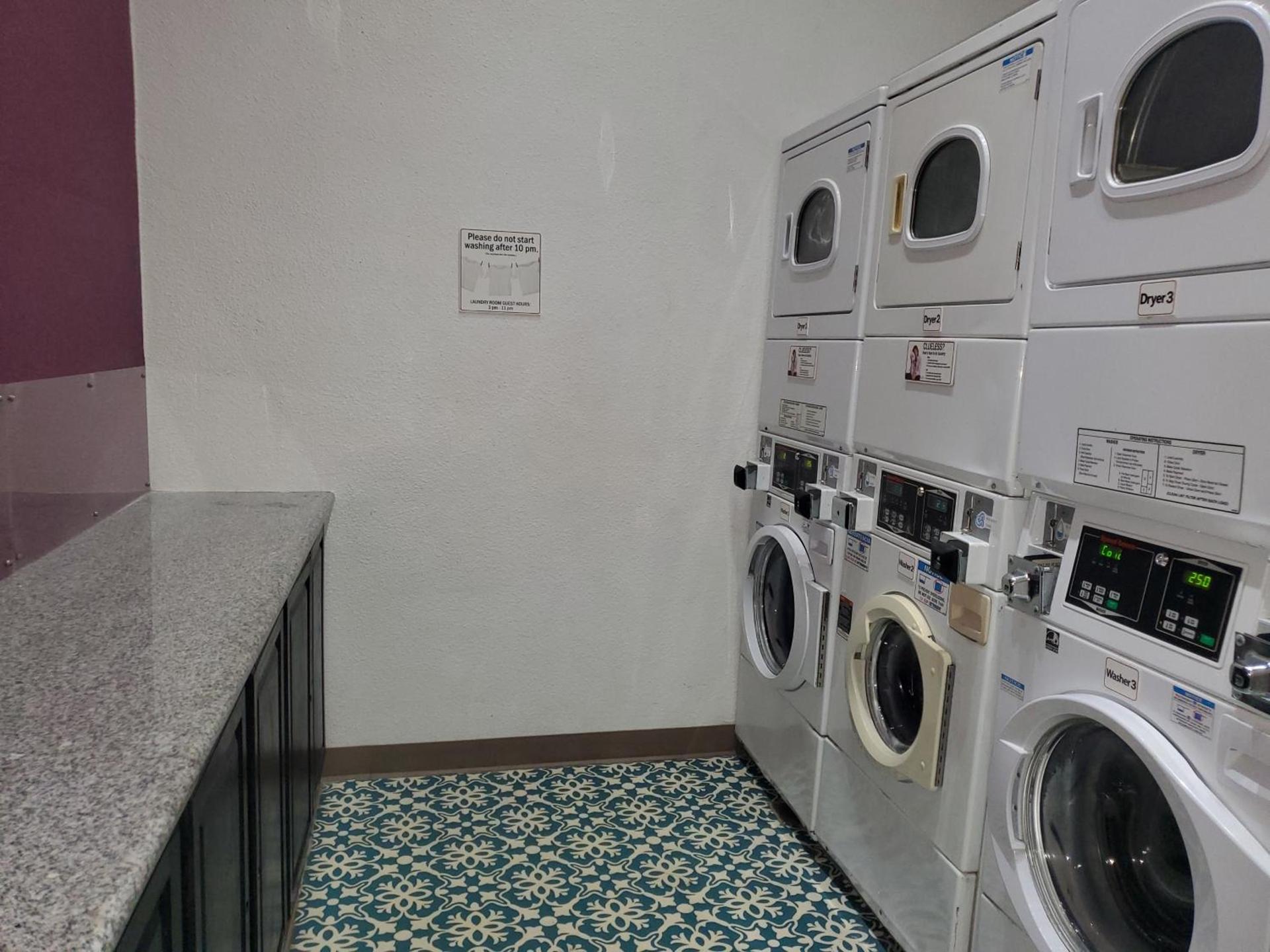 Gaslamp Hostel photo 17