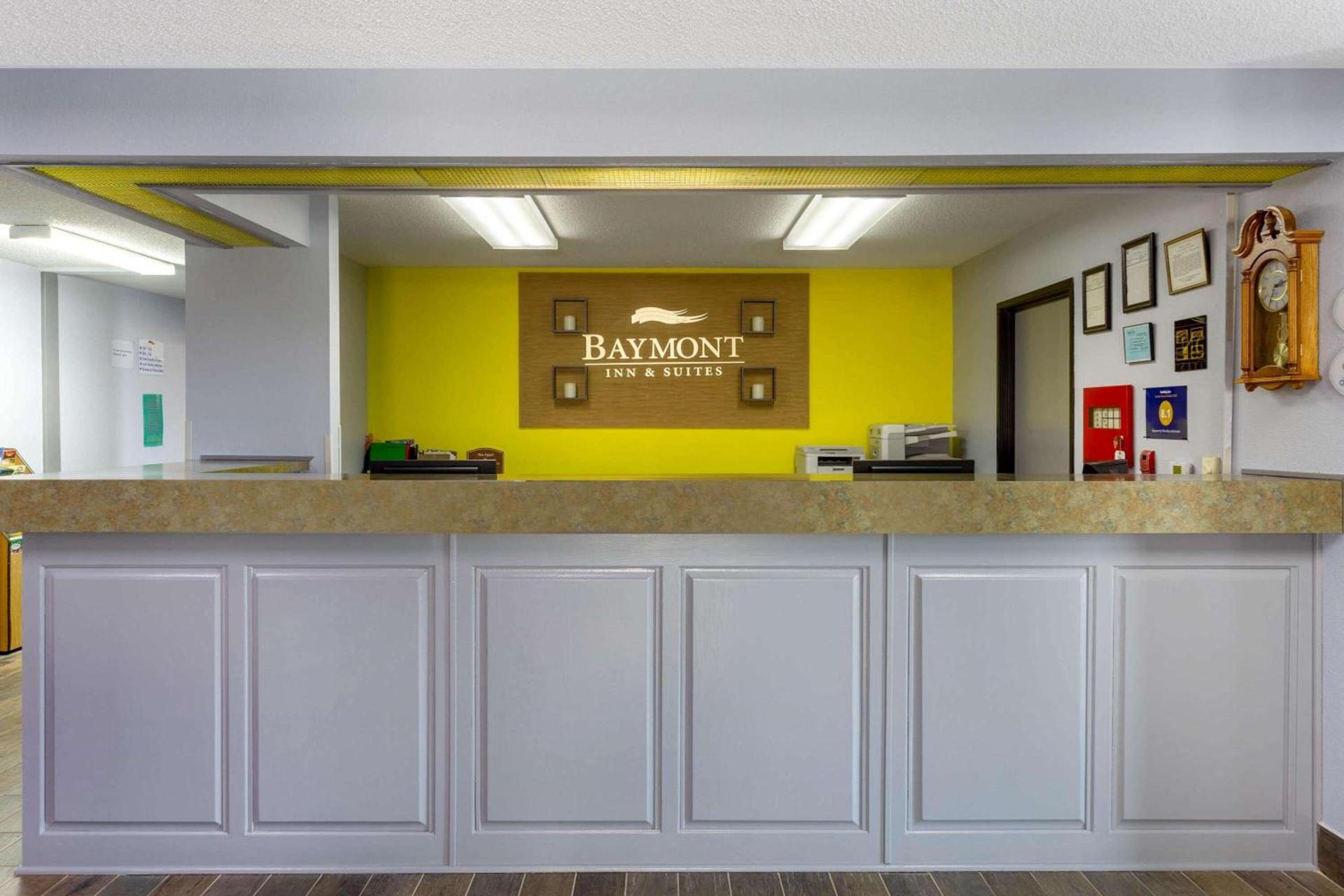 Baymont by Wyndham Marinette photo 4