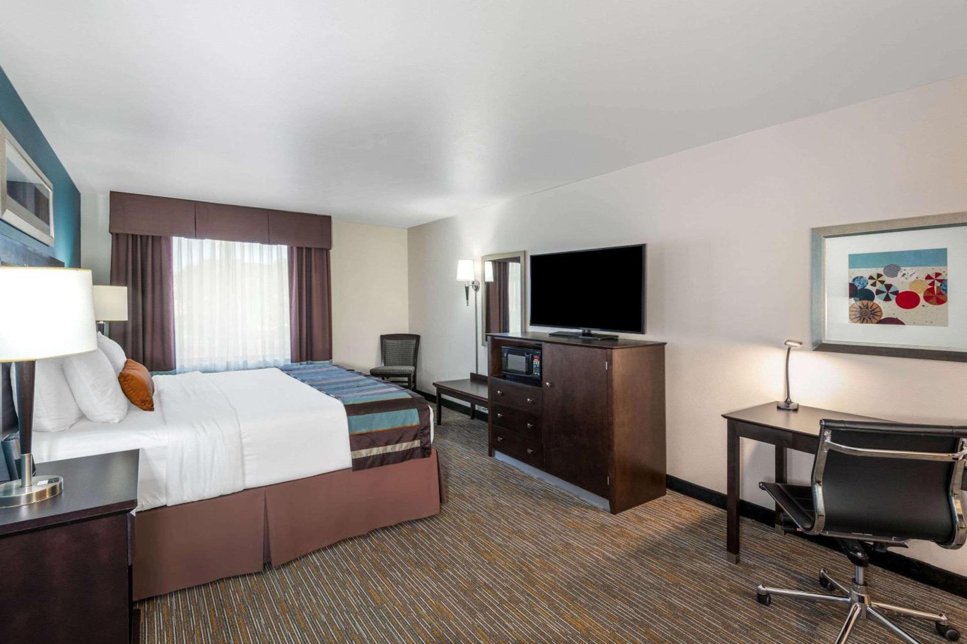 Wingate by Wyndham - St. George photo 19