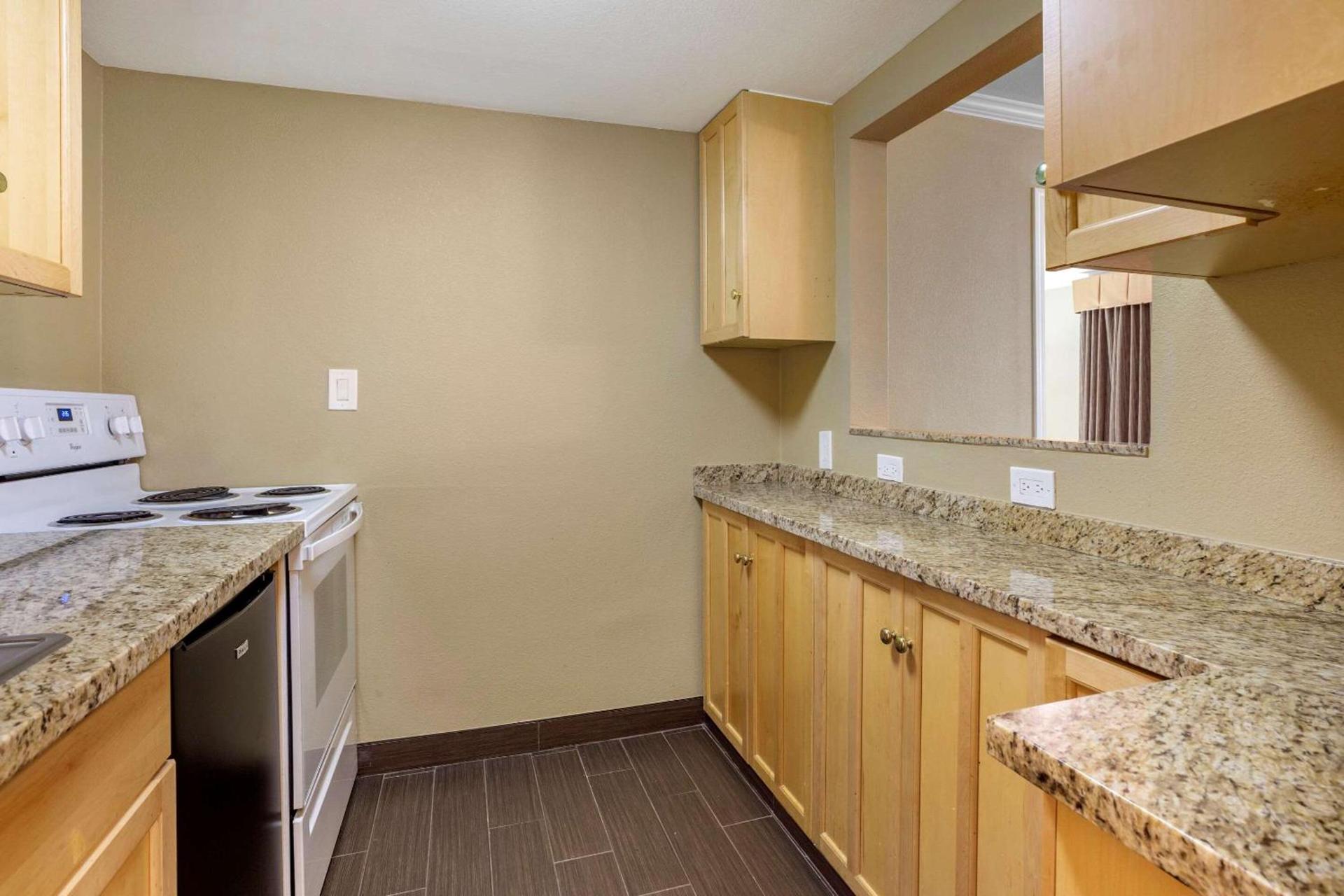 Comfort Inn Sunnyvale - Silicon Valley photo 18