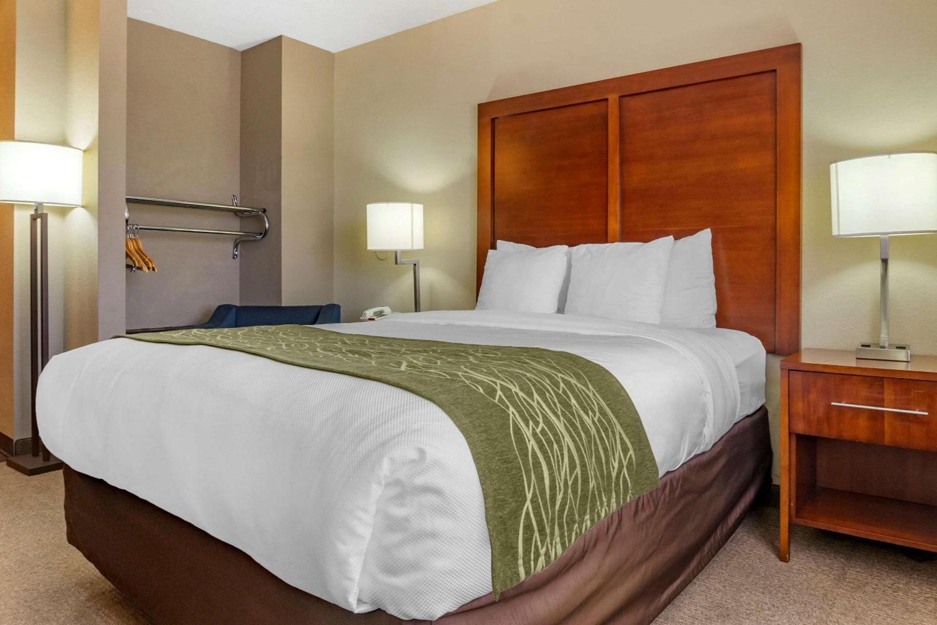 Comfort Inn Albuquerque Airport photo 21