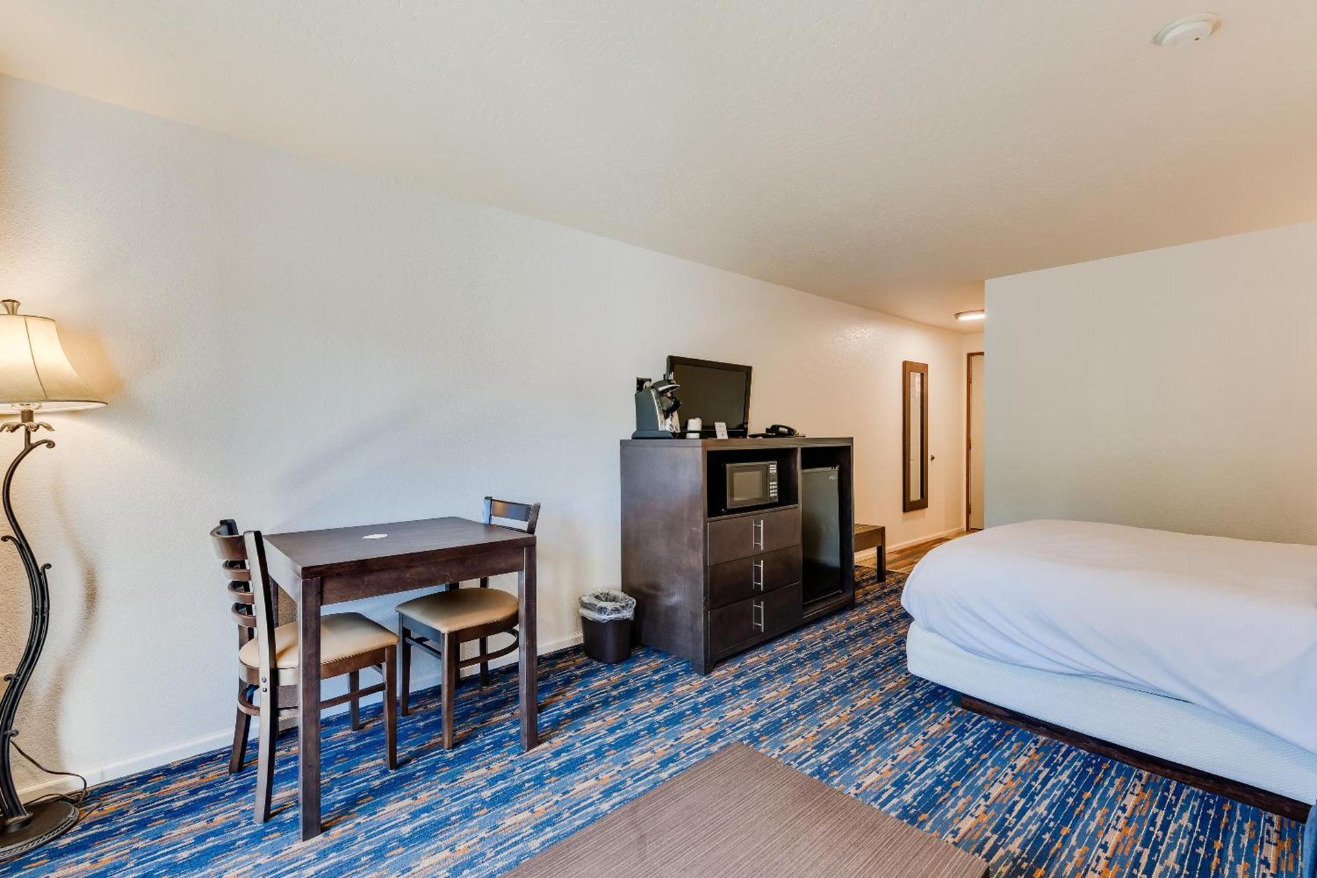 Alpine Rivers Inn photo 32