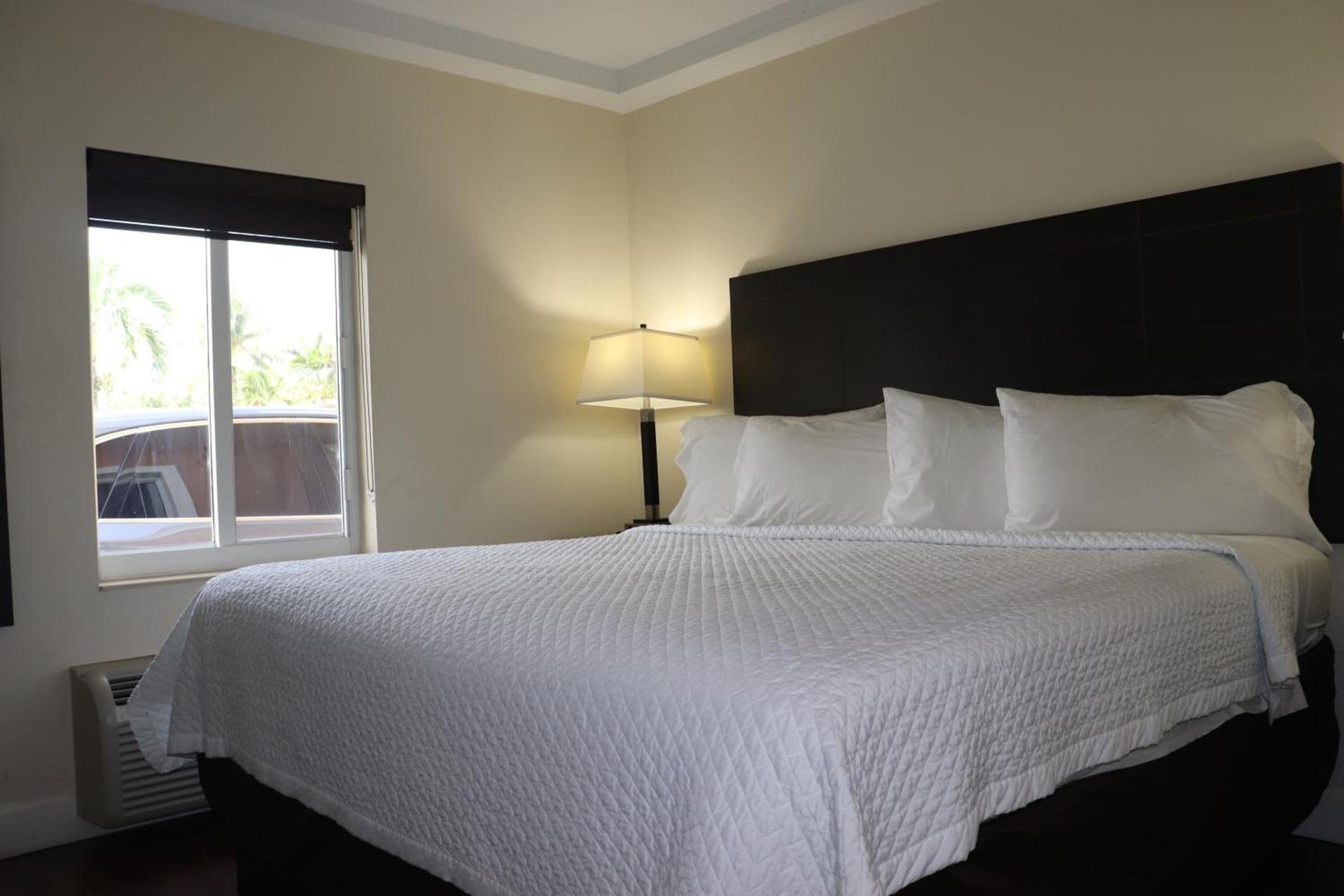 Curtis Inn & Suites photo 21