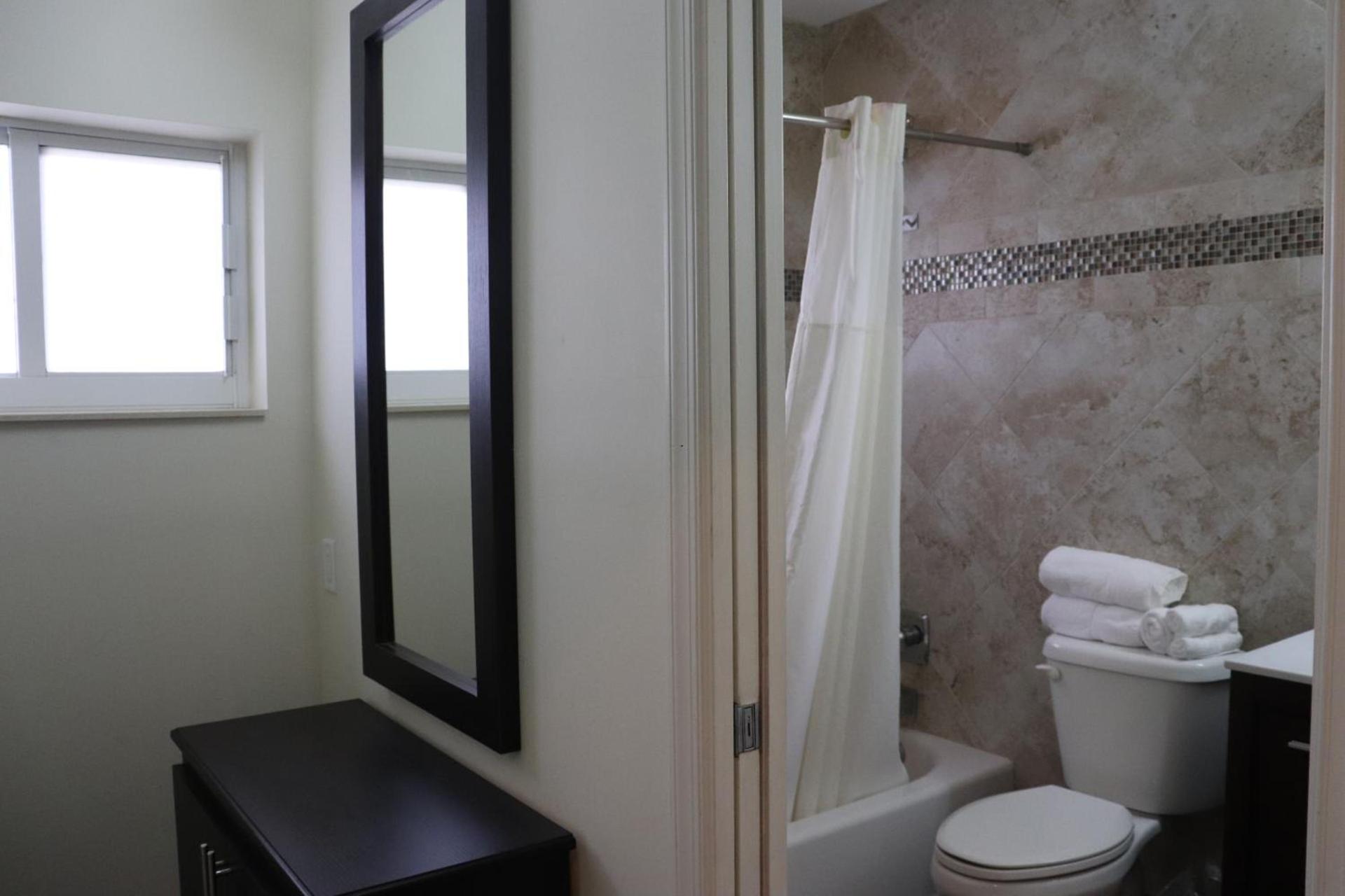 Curtis Inn & Suites photo 10