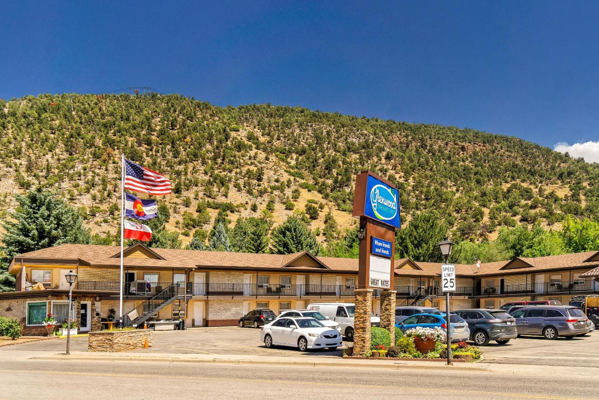 Glenwood Springs Inn photo 3